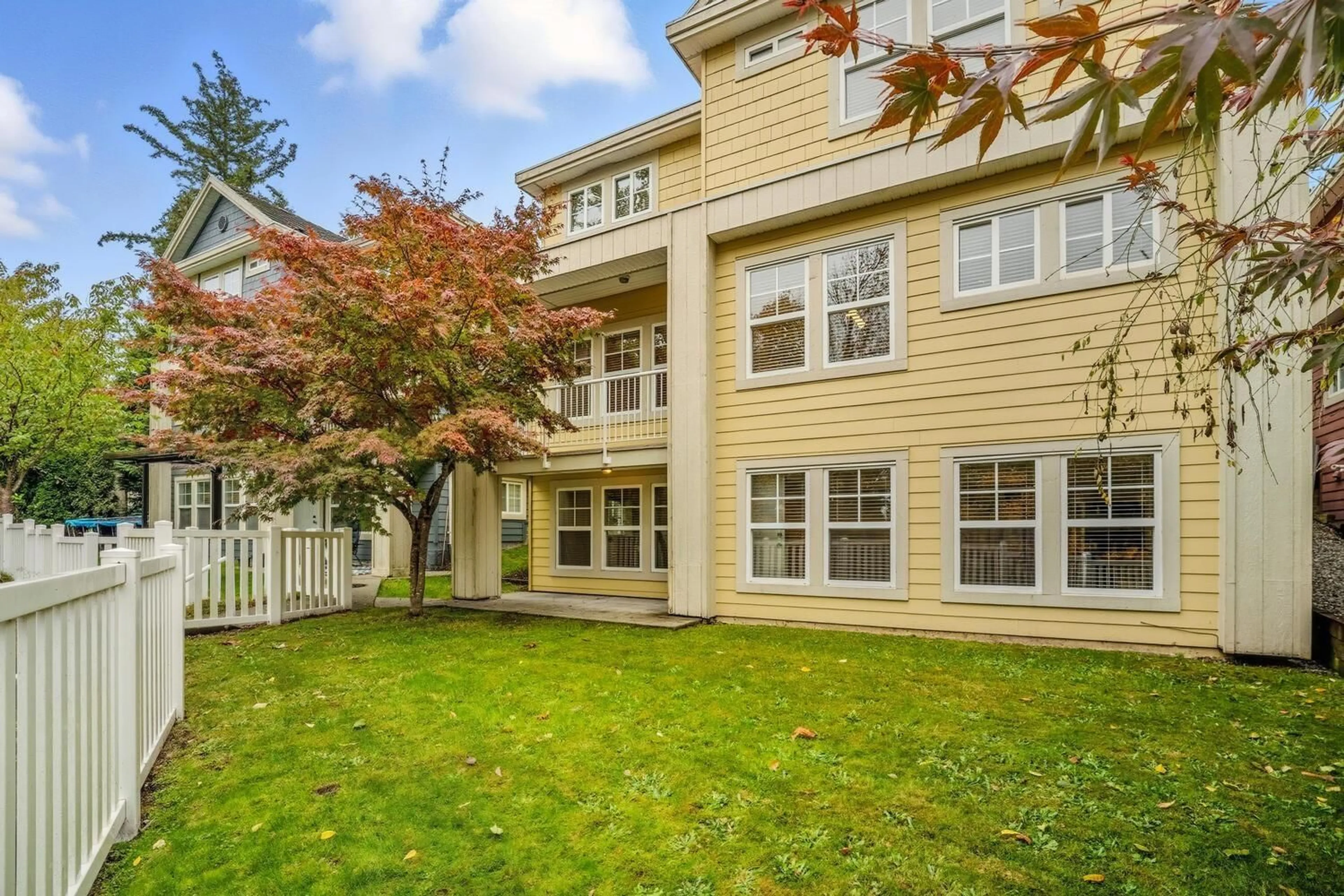 Patio, unknown for 15 - 3495 147A, Surrey British Columbia V4P0C9