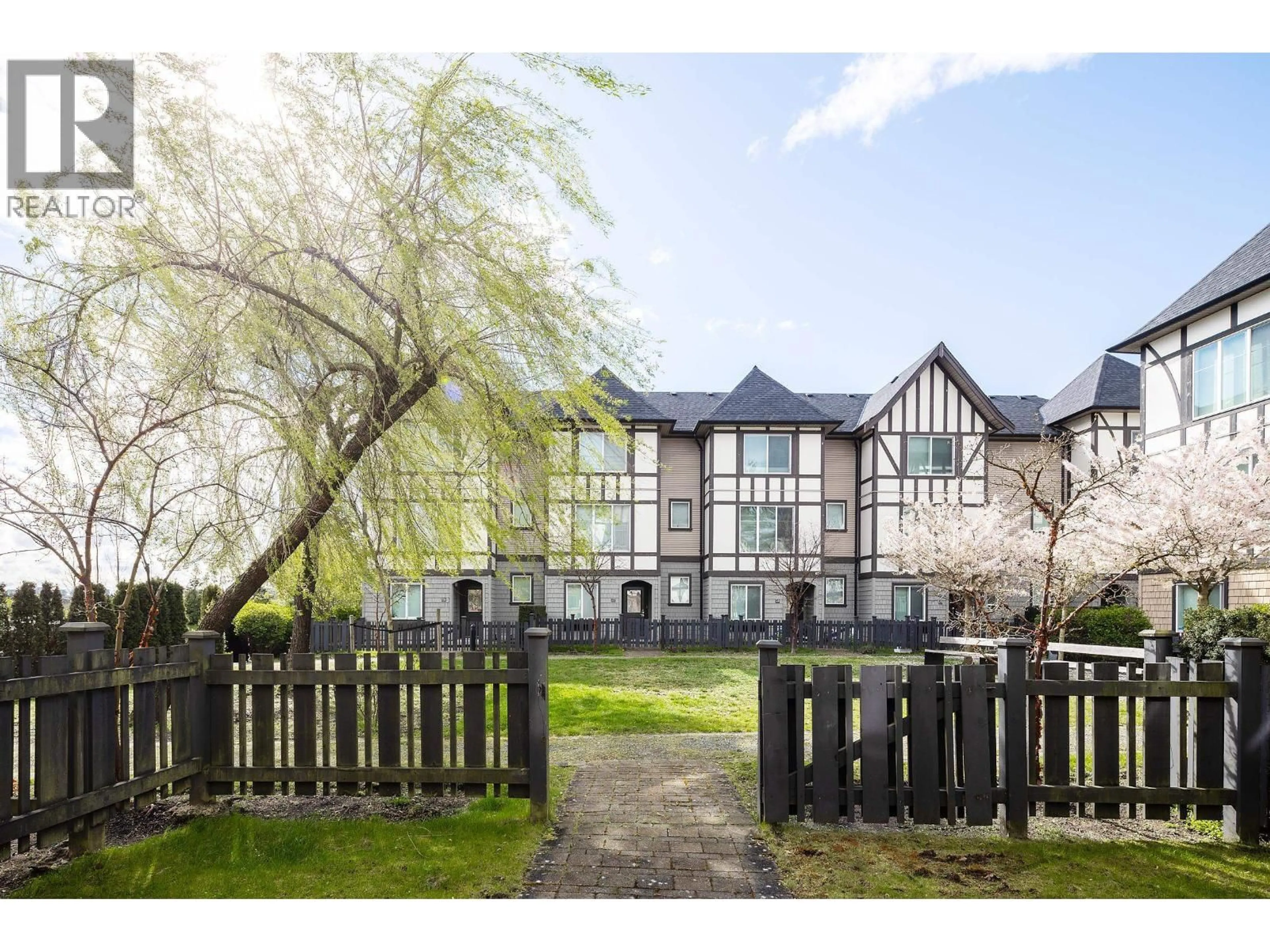 A pic from outside/outdoor area/front of a property/back of a property/a pic from drone, unknown for 37 - 9728 ALEXANDRA ROAD, Richmond British Columbia V6X0M4