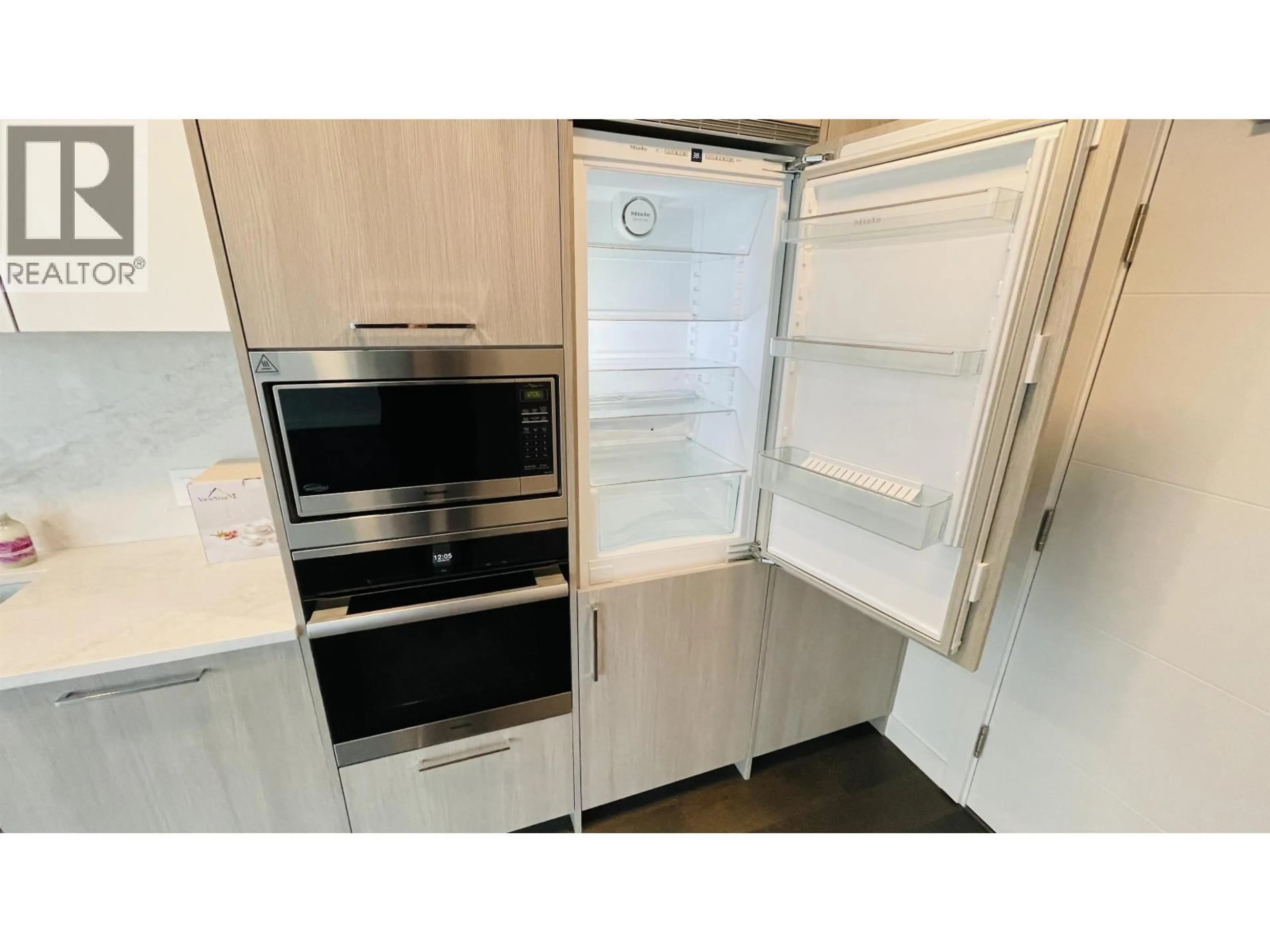 Standard kitchen, unknown for 1002 - 3200 CORVETTE WAY, Richmond British Columbia V6X0E3