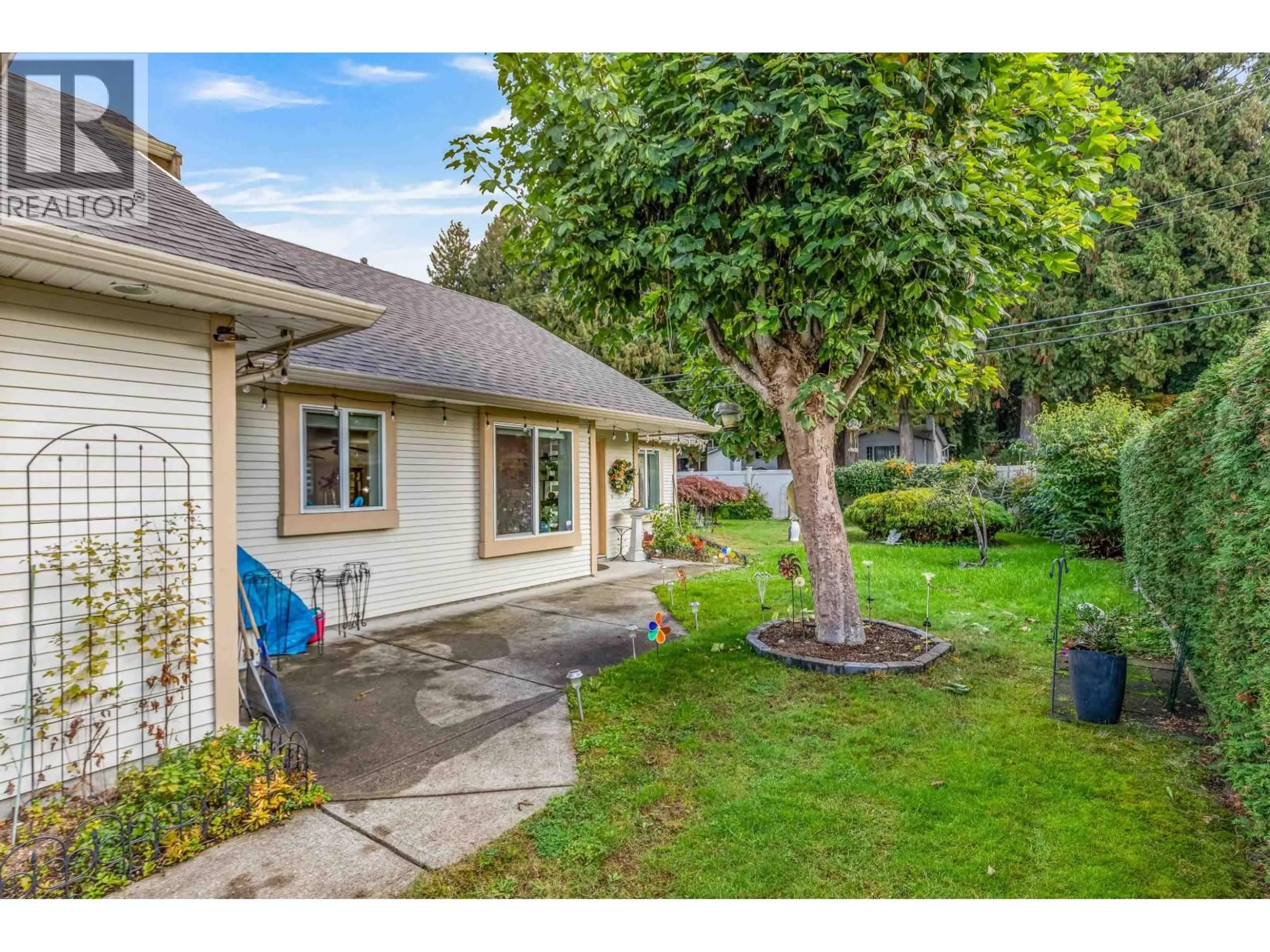 Patio, street for 19573 116B AVENUE, Pitt Meadows British Columbia V3Y1R8