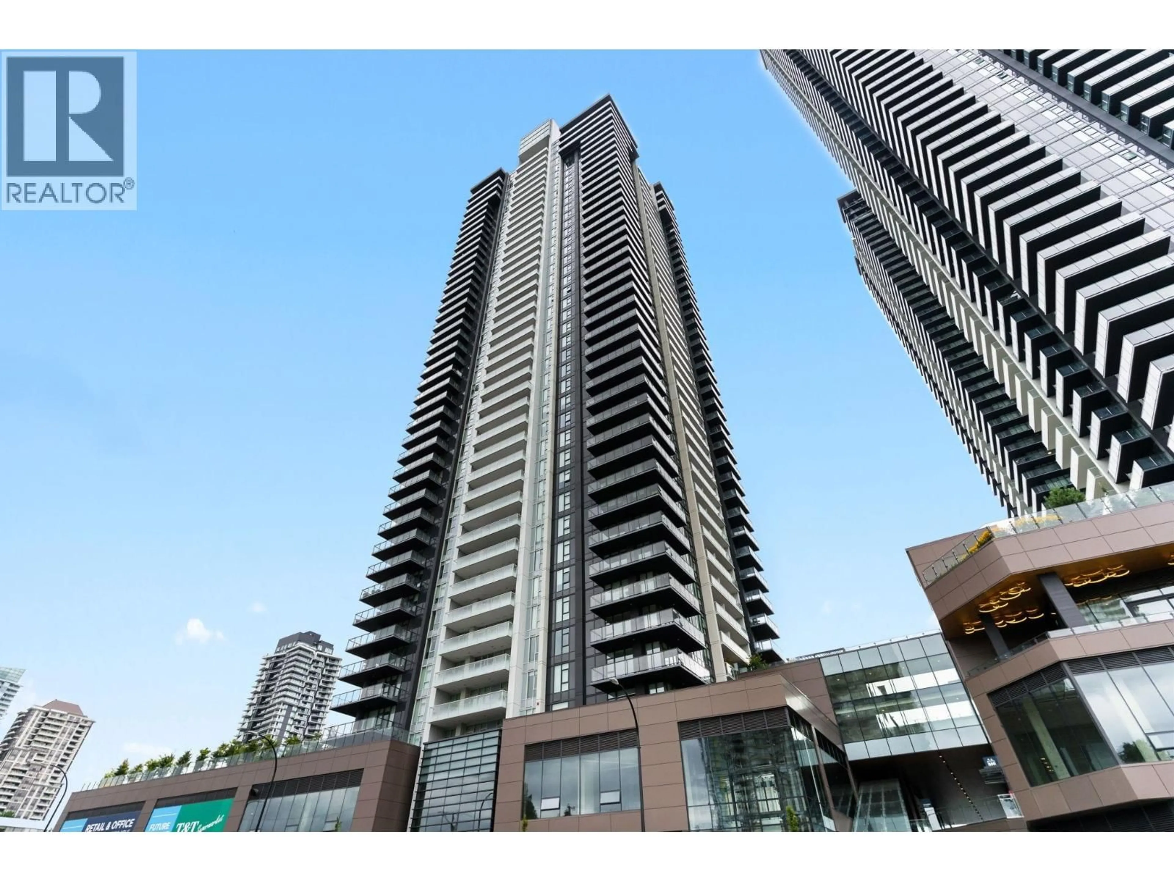 Indoor foyer for 3503 - 4168 LOUGHEED HIGHWAY, Burnaby British Columbia V5C0N9