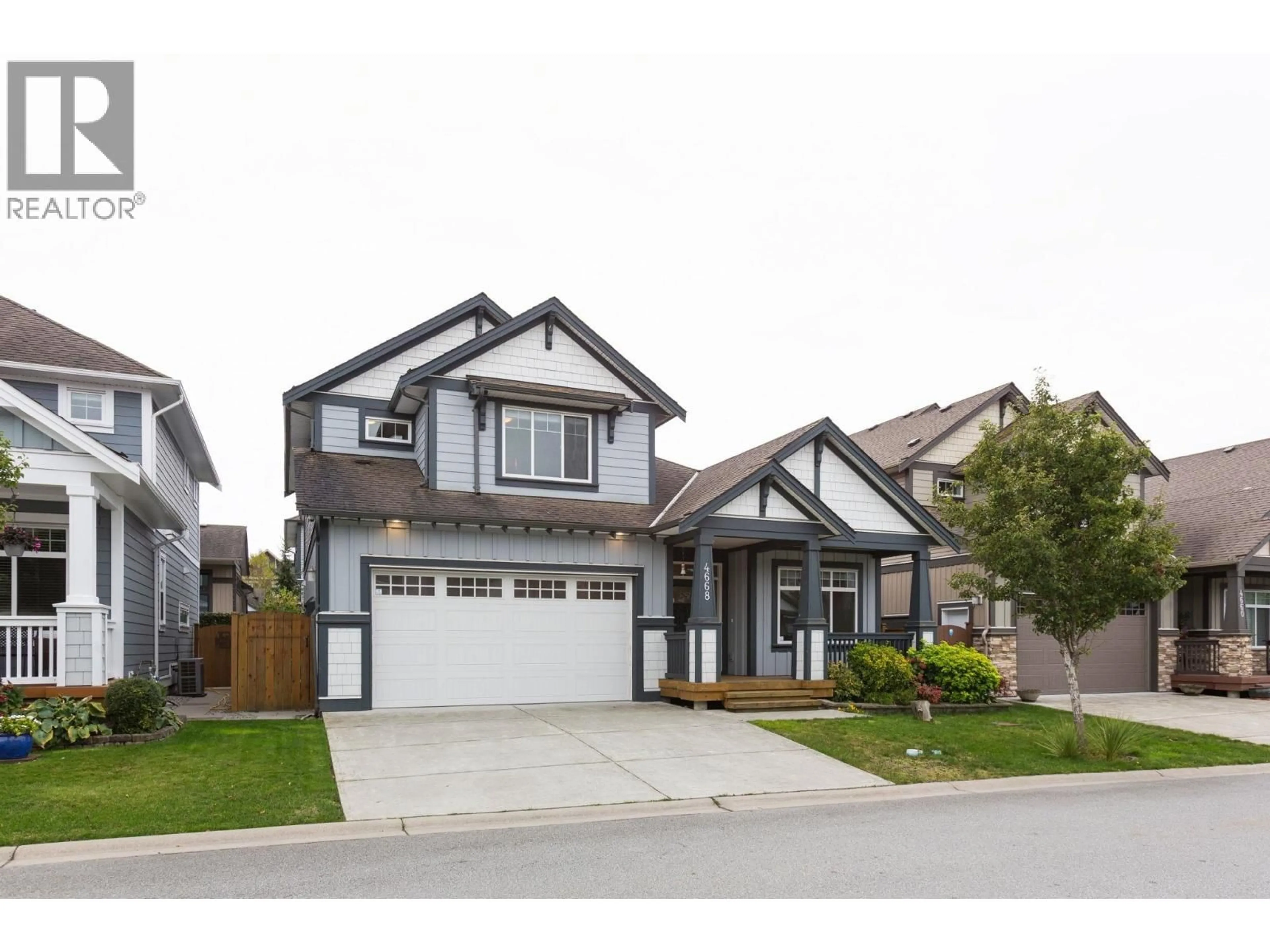 Home with vinyl exterior material, street for 4668 ROBIN LANE, Tsawwassen British Columbia V4M0B4