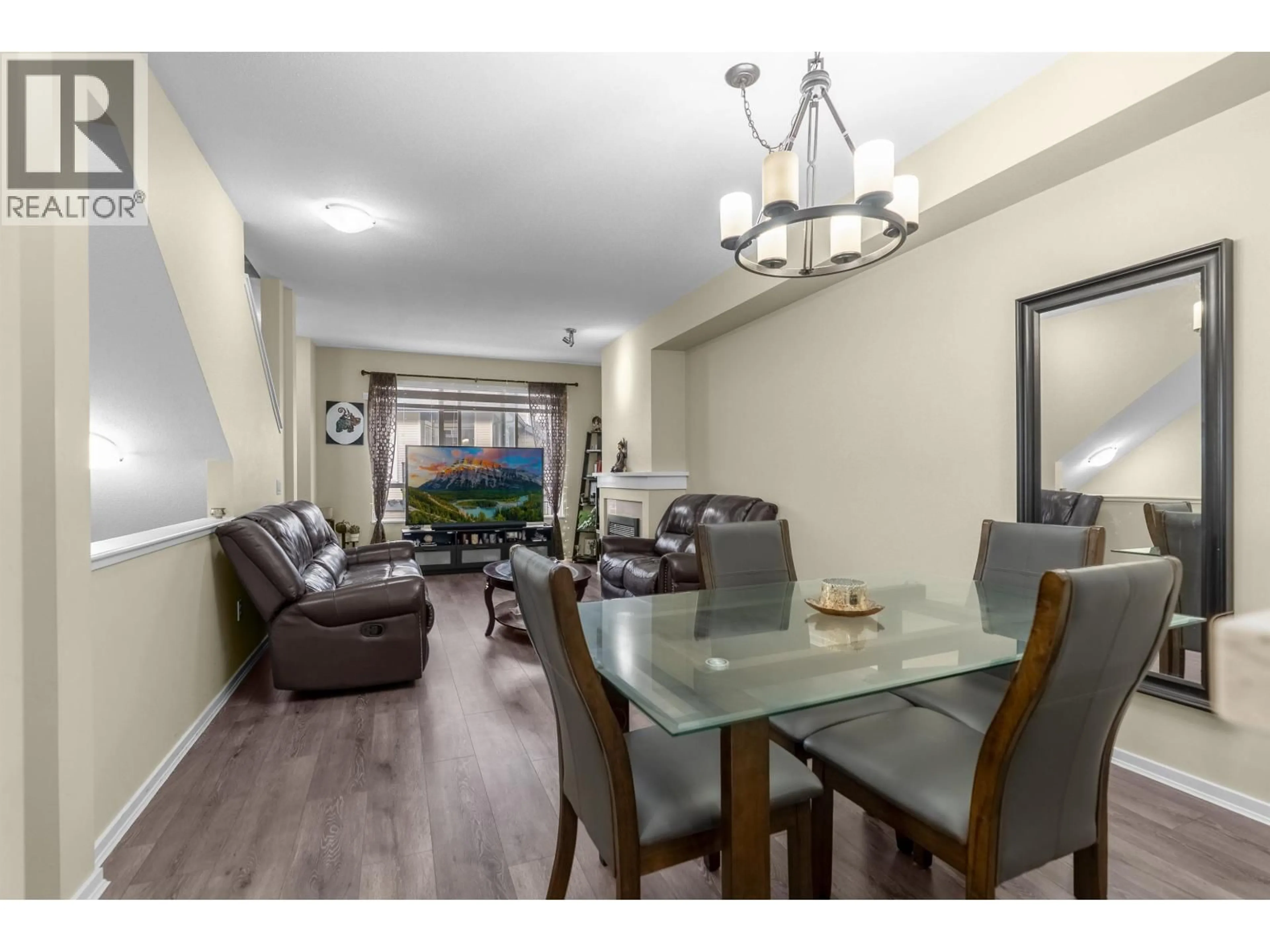 Dining room, wood/laminate floor for 167 - 9133 GOVERNMENT STREET, Burnaby British Columbia V3N0B1