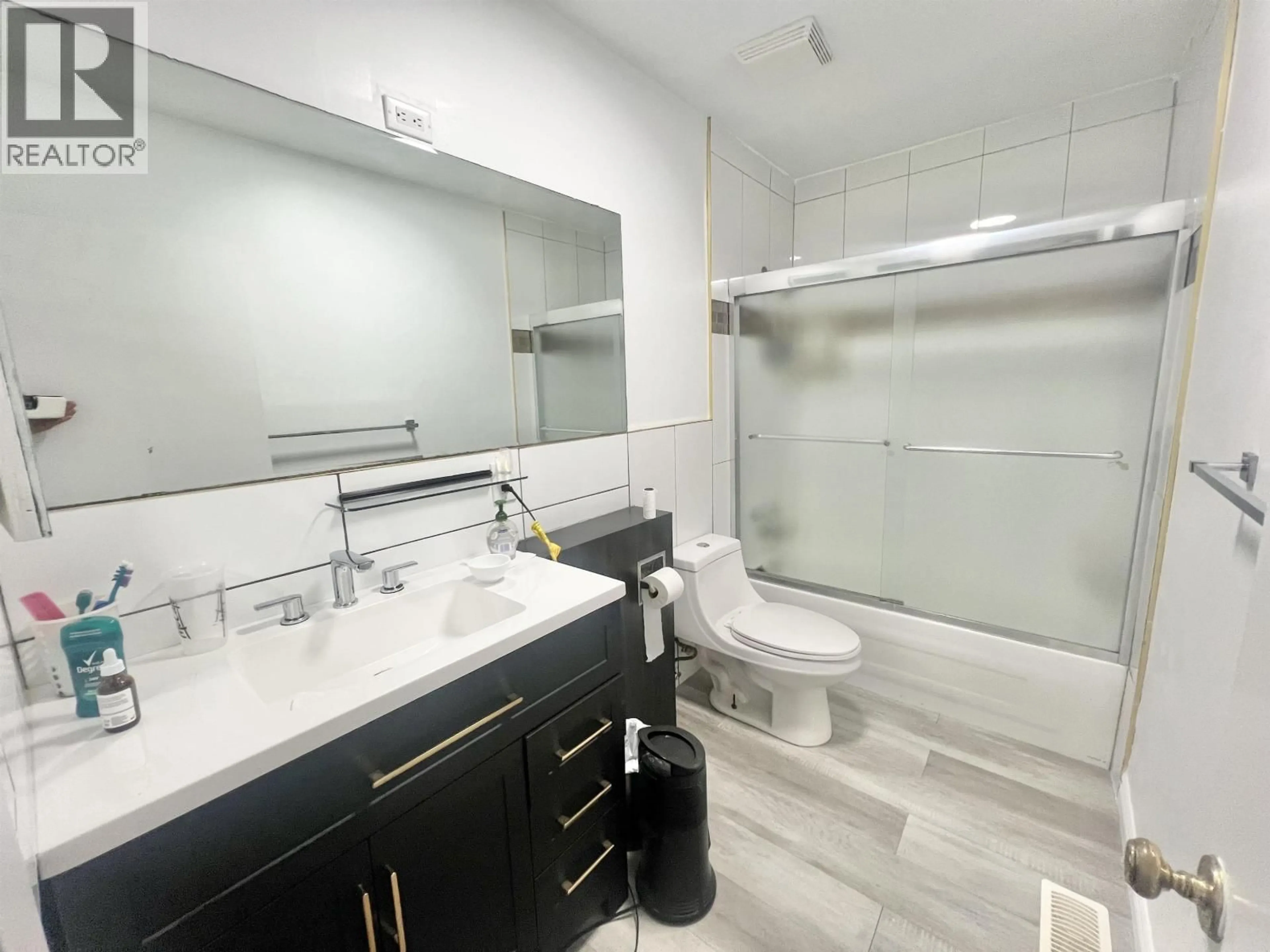 Standard bathroom, ceramic/tile floor for 1619 JAMAICA AVENUE, Prince Rupert British Columbia V8J2Y7