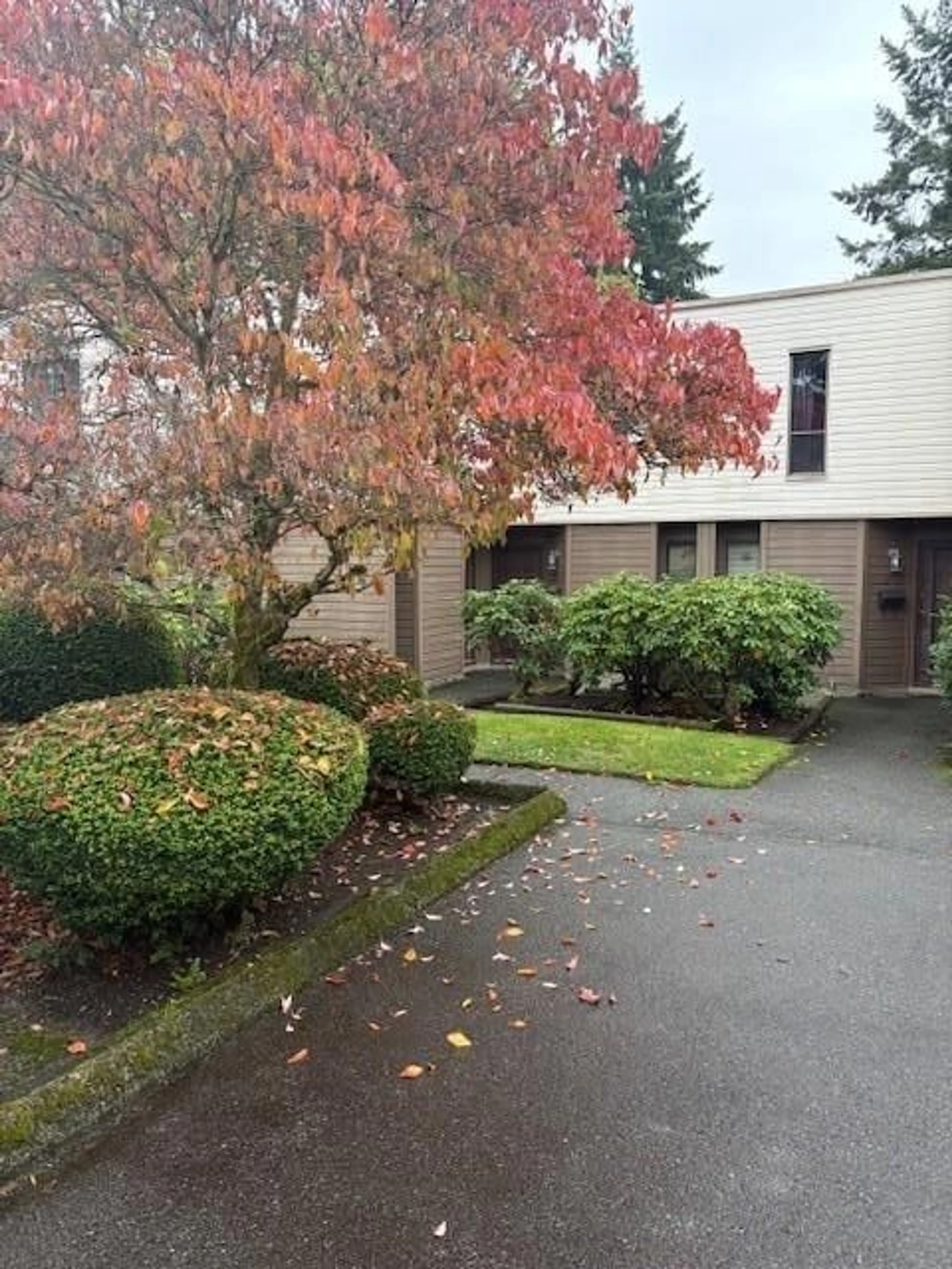 Unknown for 14 - 9400 128, Surrey British Columbia V3V5N4