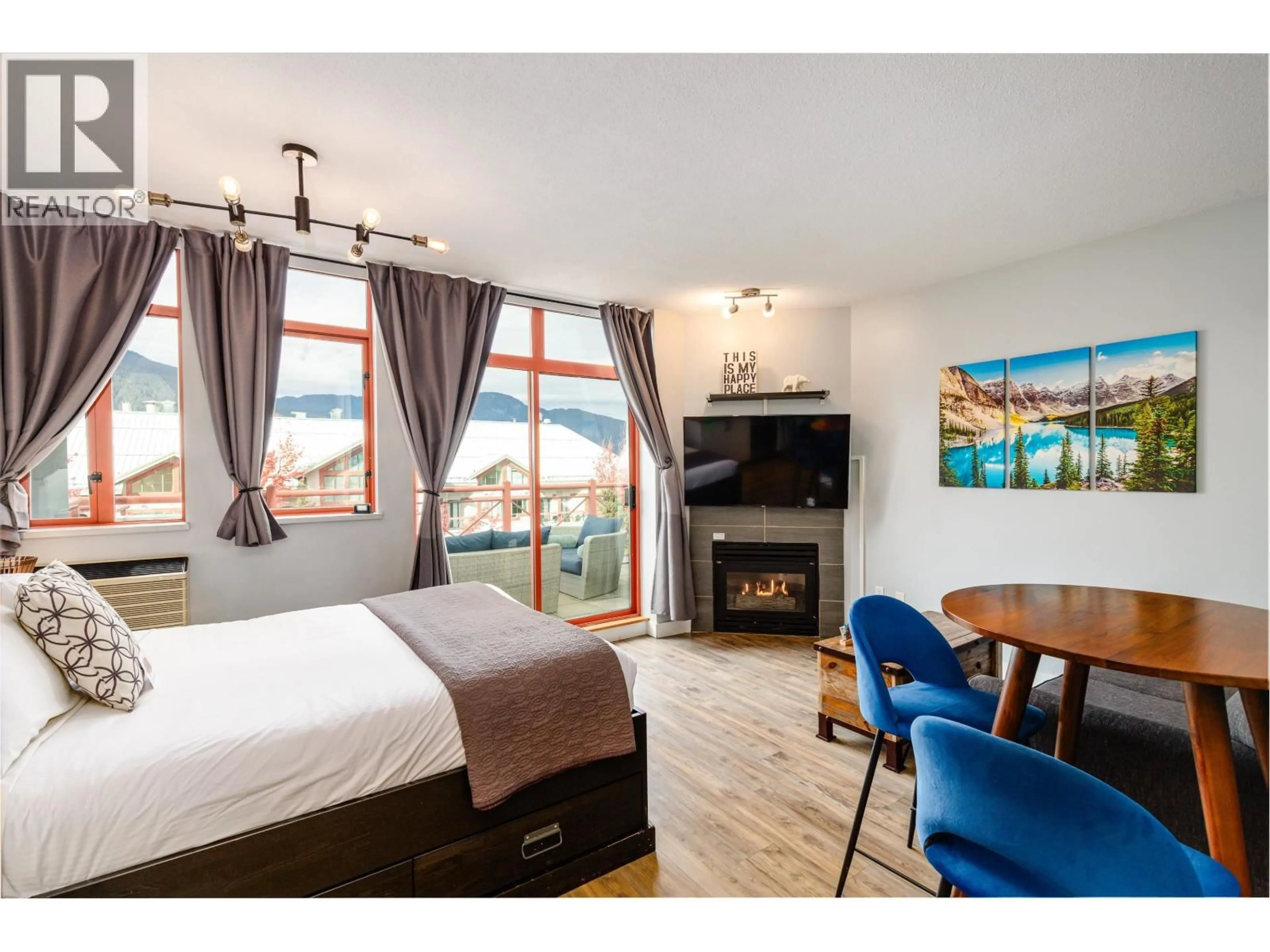 A pic of a room for 420 - 4369 MAIN STREET, Whistler British Columbia V8E1B7