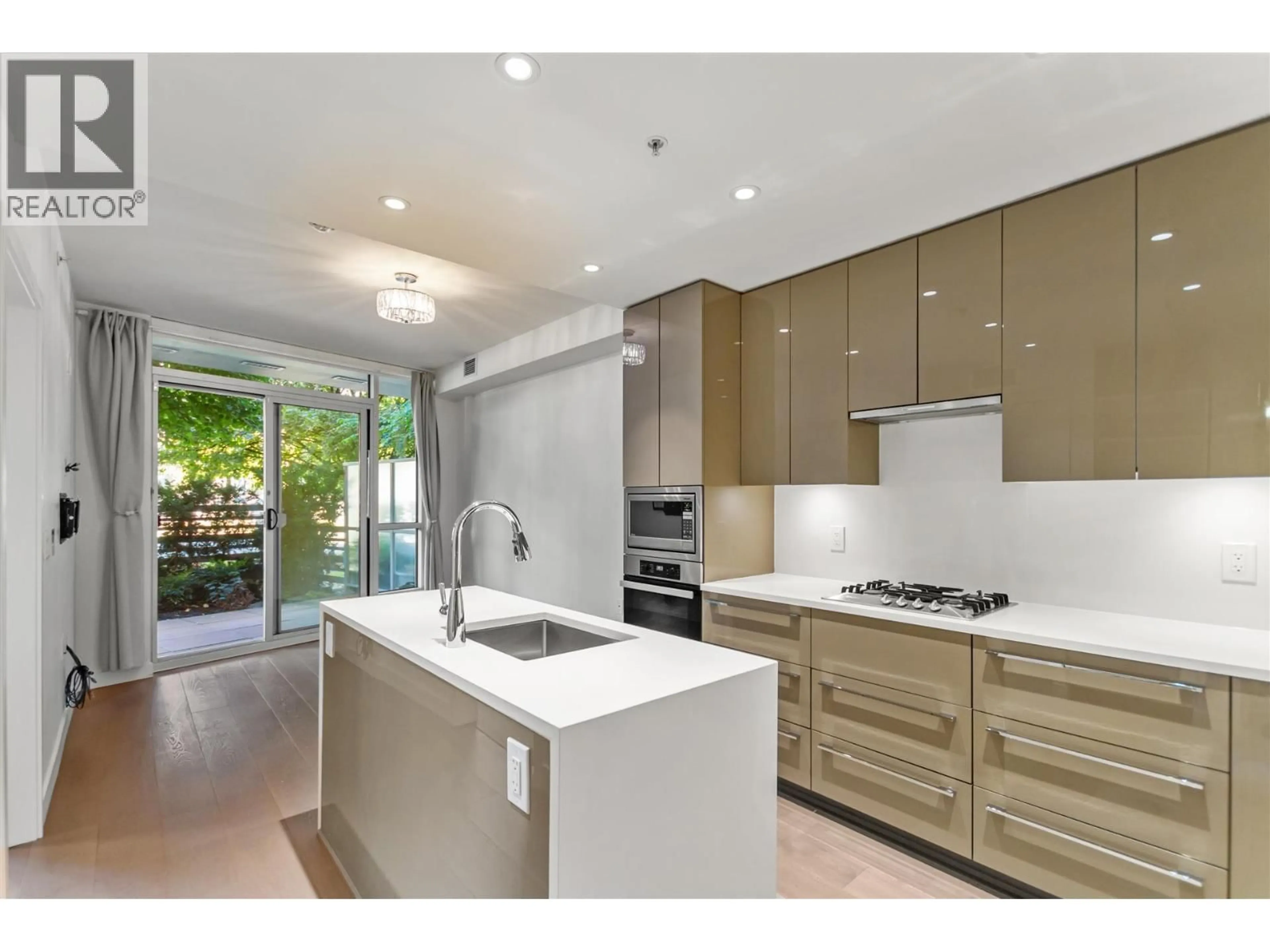 Open concept kitchen, unknown for 108 - 5189 CAMBIE STREET, Vancouver British Columbia V5Z2Z6