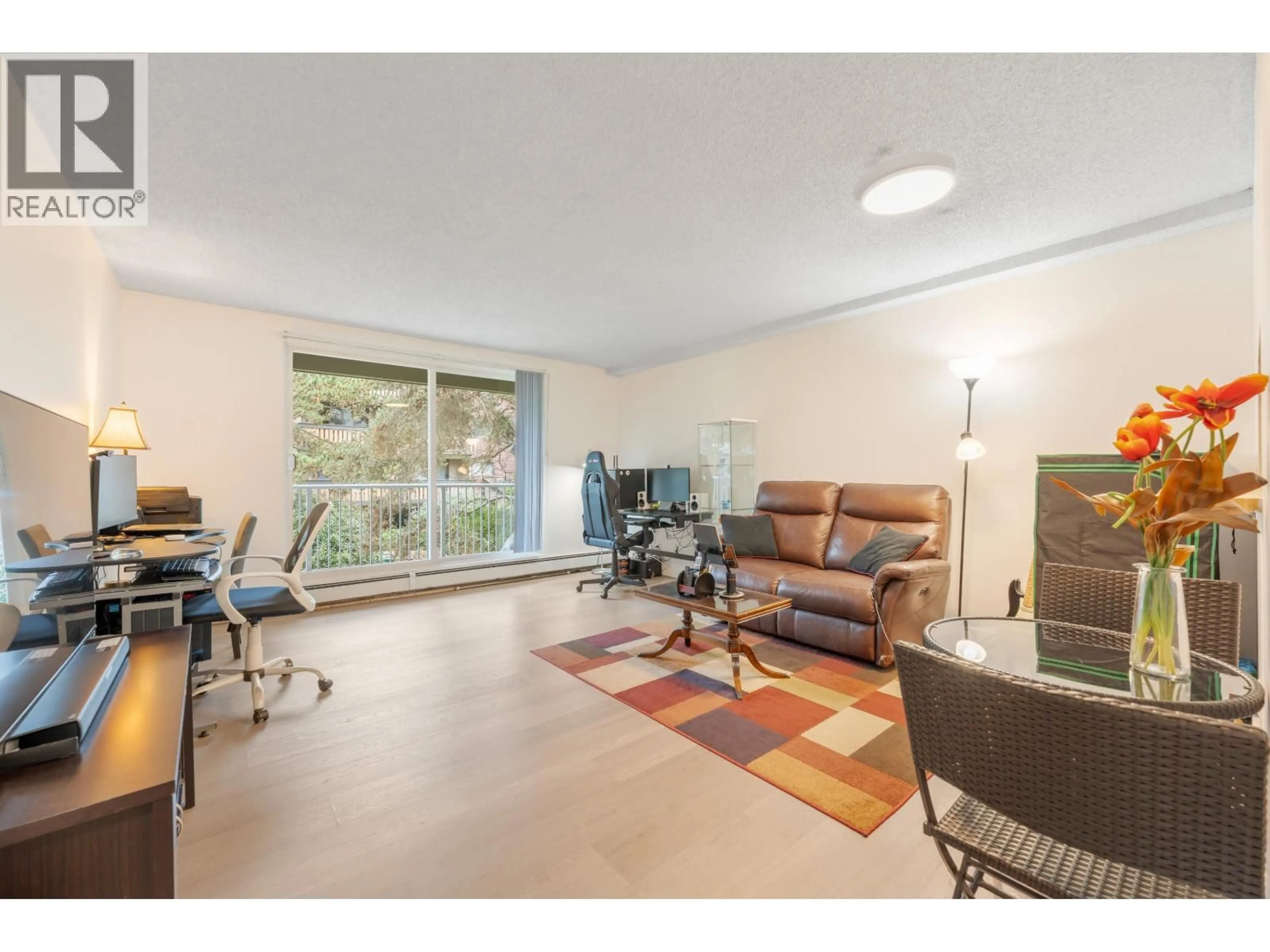 Living room with furniture, unknown for 116 - 8870 CITATION DRIVE, Richmond British Columbia V6Y3A3