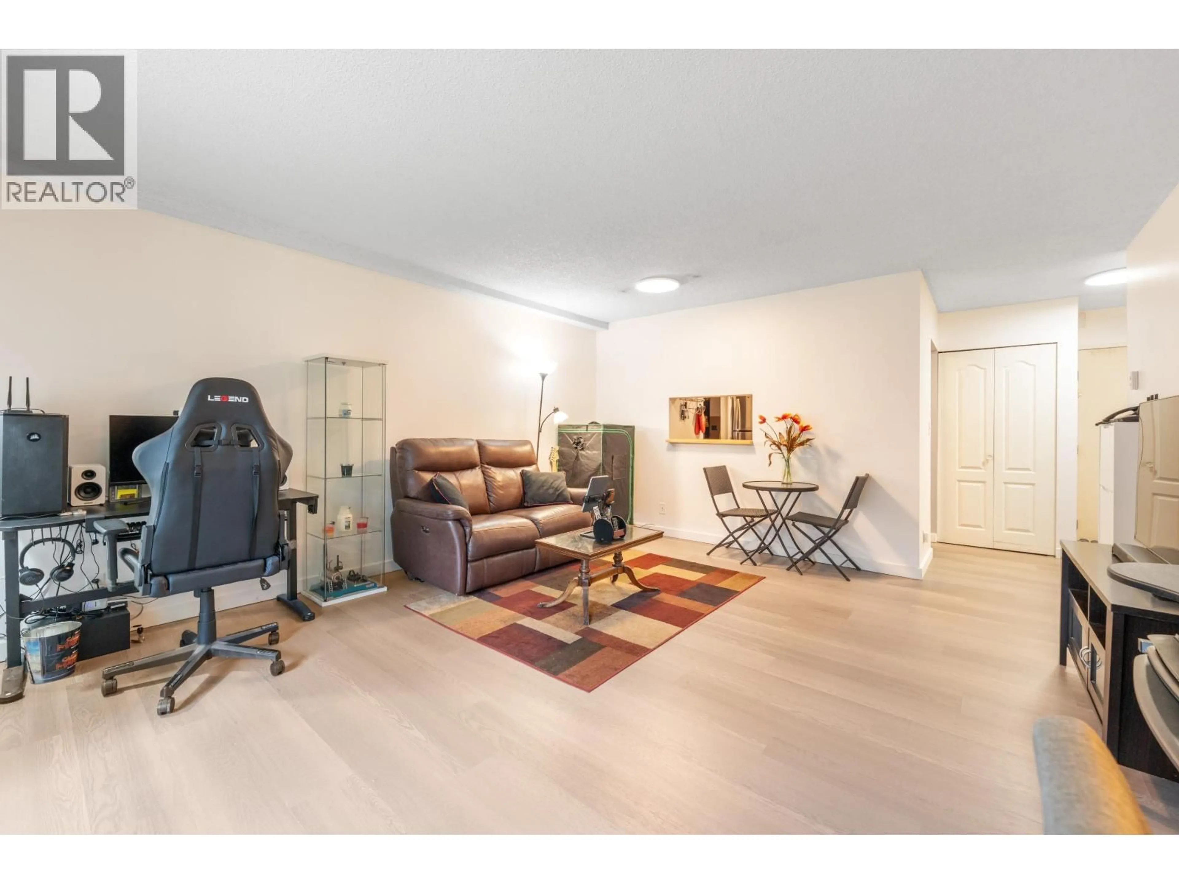 Living room with furniture, unknown for 116 - 8870 CITATION DRIVE, Richmond British Columbia V6Y3A3