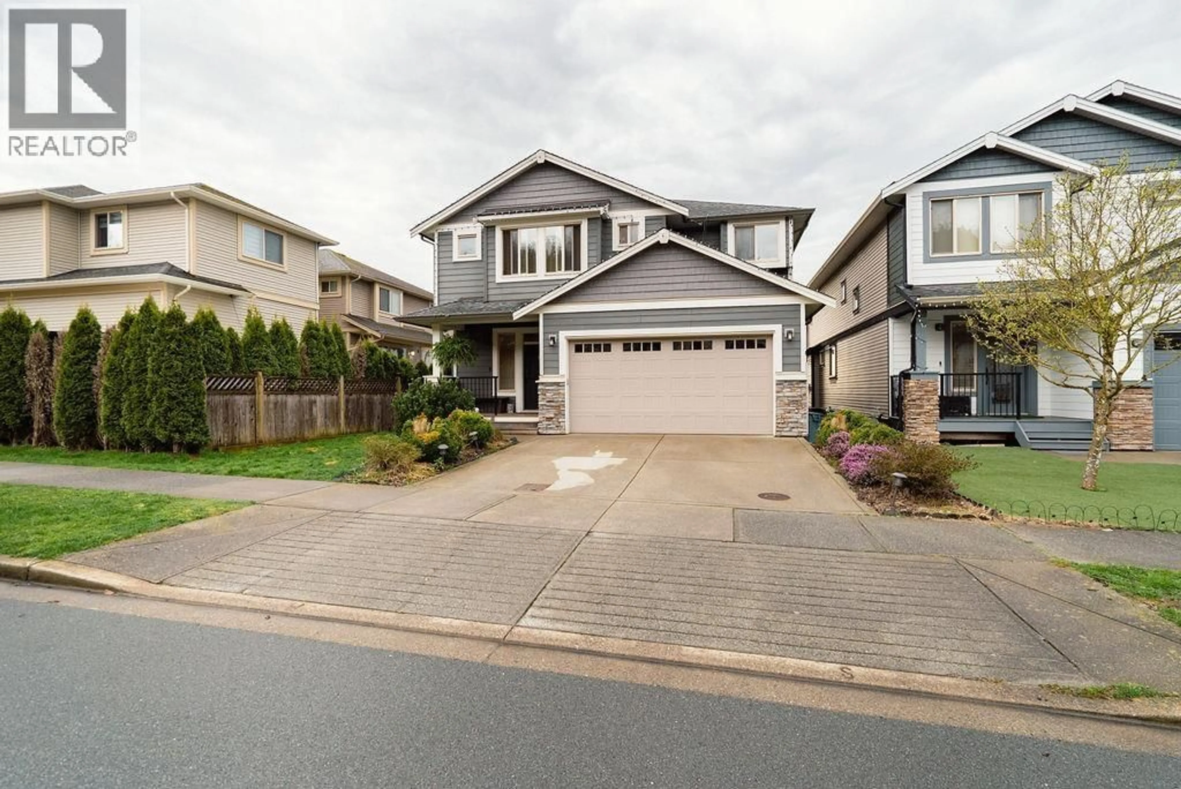 Home with vinyl exterior material, street for 10543 248 STREET, Maple Ridge British Columbia V2W0G2