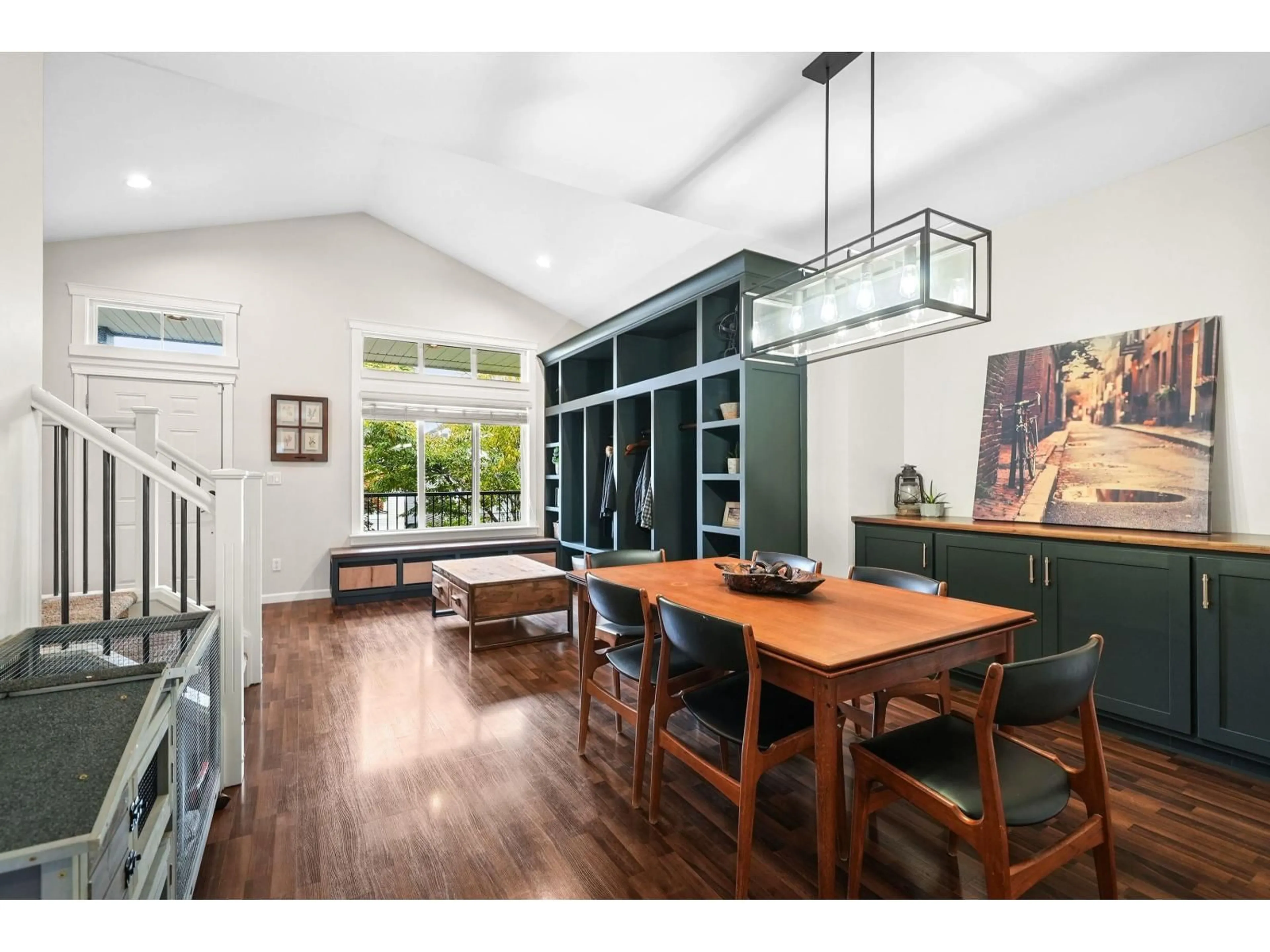 Open concept kitchen, wood/laminate floor for 16622 59A, Surrey British Columbia V3S4N9