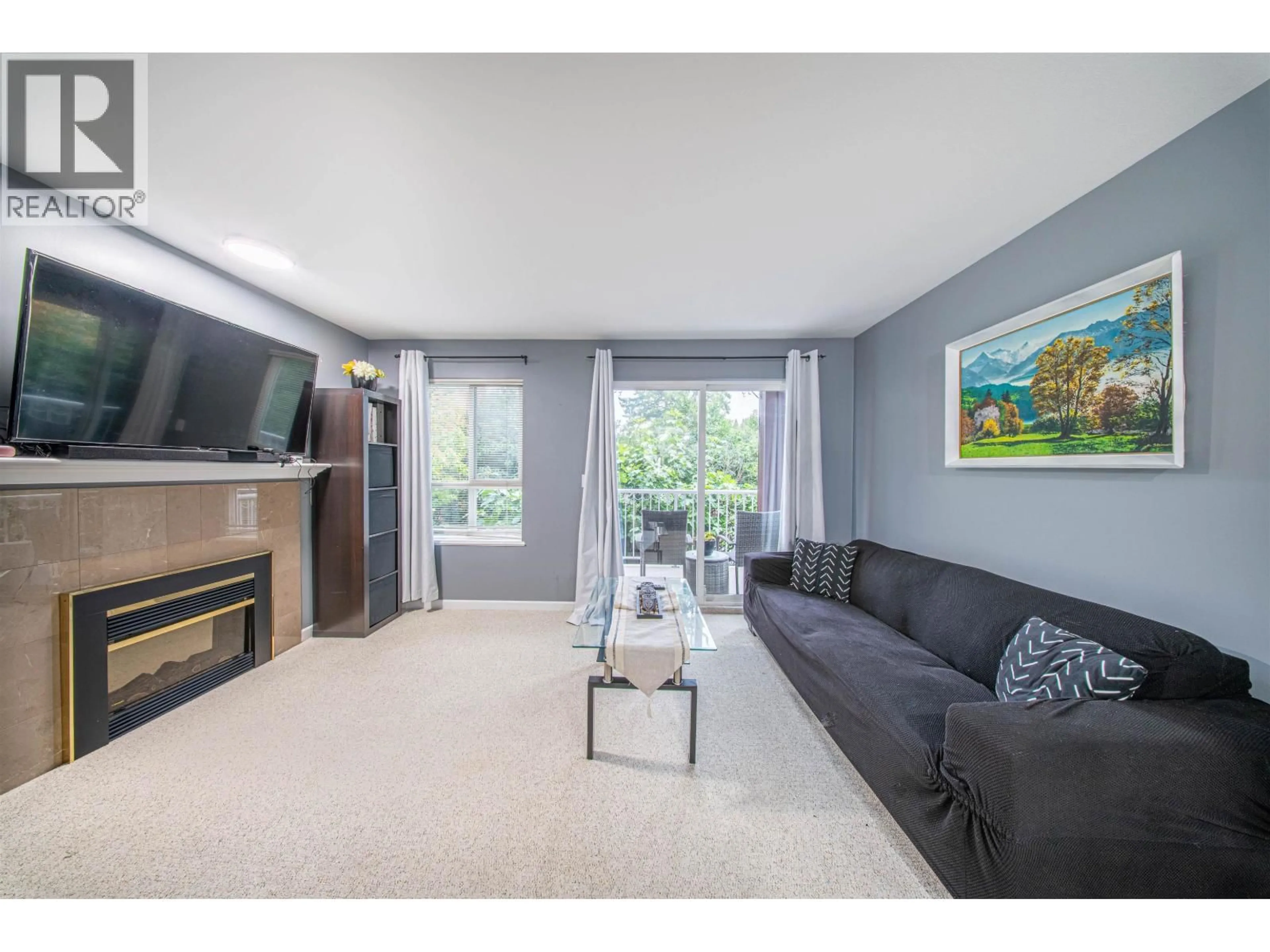 Living room with furniture, unknown for 208 - 5355 BOUNDARY ROAD, Vancouver British Columbia V5R6G2