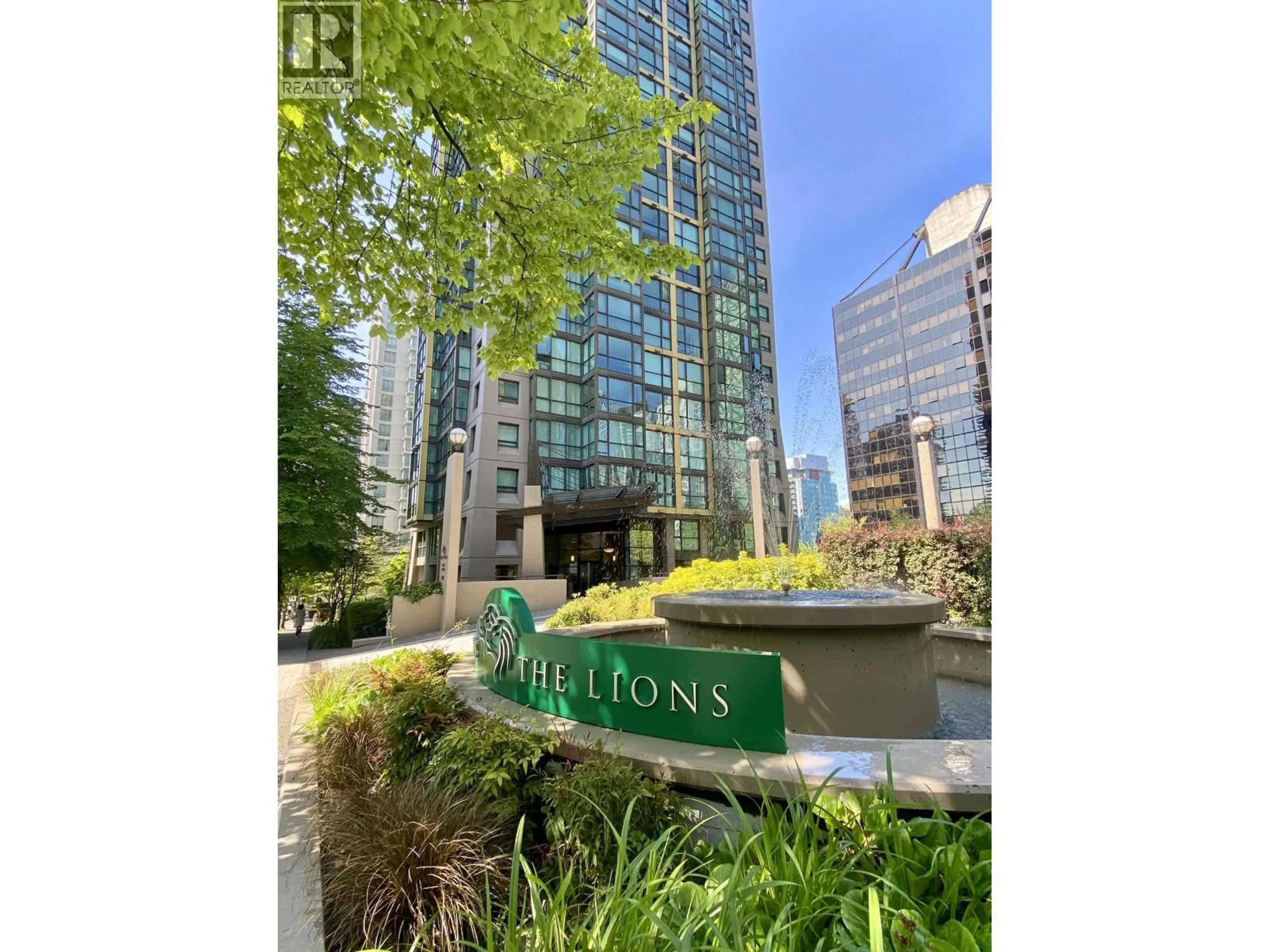 Indoor foyer for 905 - 1367 ALBERNI STREET, Vancouver British Columbia V6E4R9