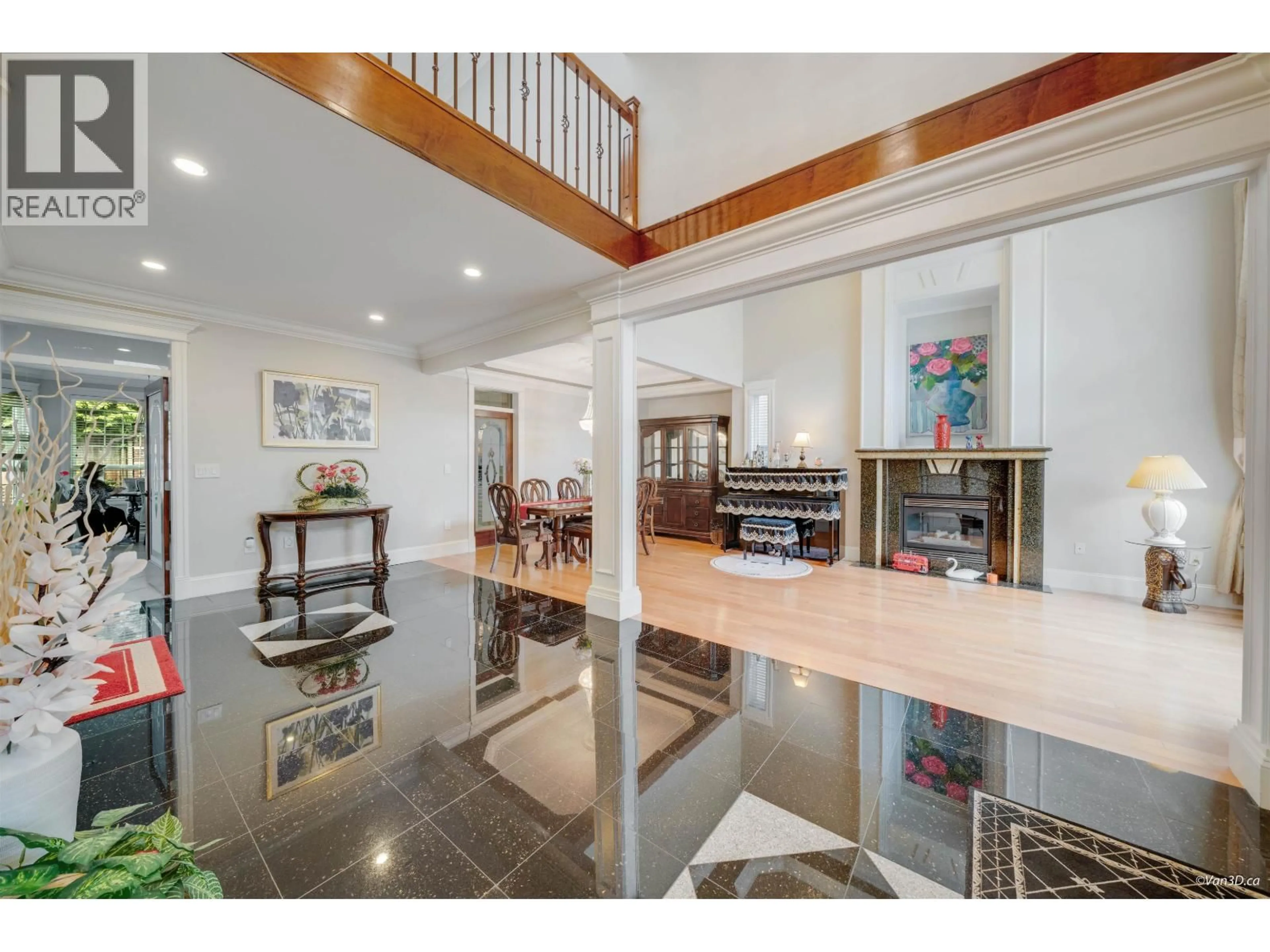 Open concept kitchen, ceramic/tile floor for 8811 MINLER ROAD, Richmond British Columbia V7C3V1