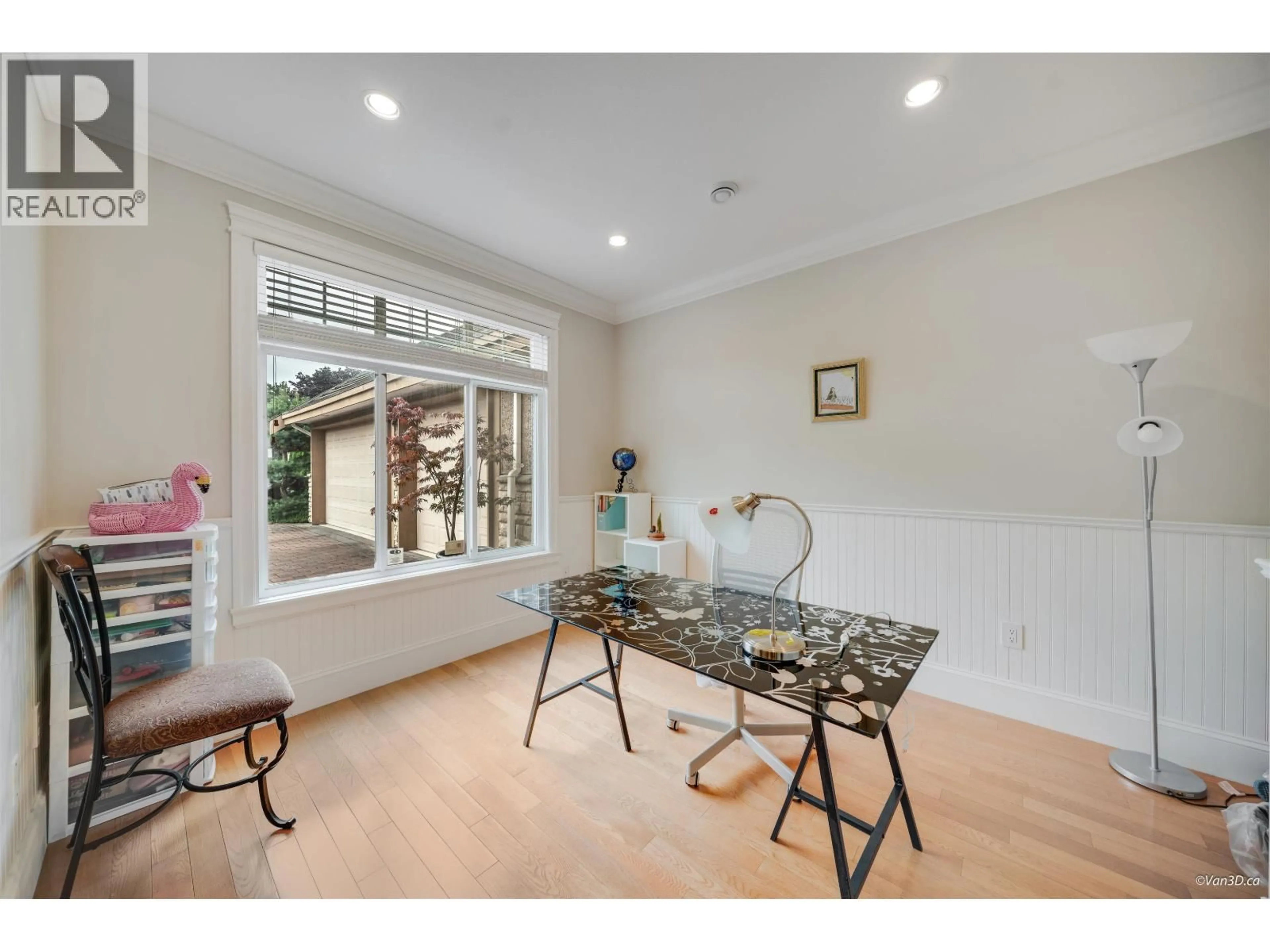 A pic of a room for 8811 MINLER ROAD, Richmond British Columbia V7C3V1