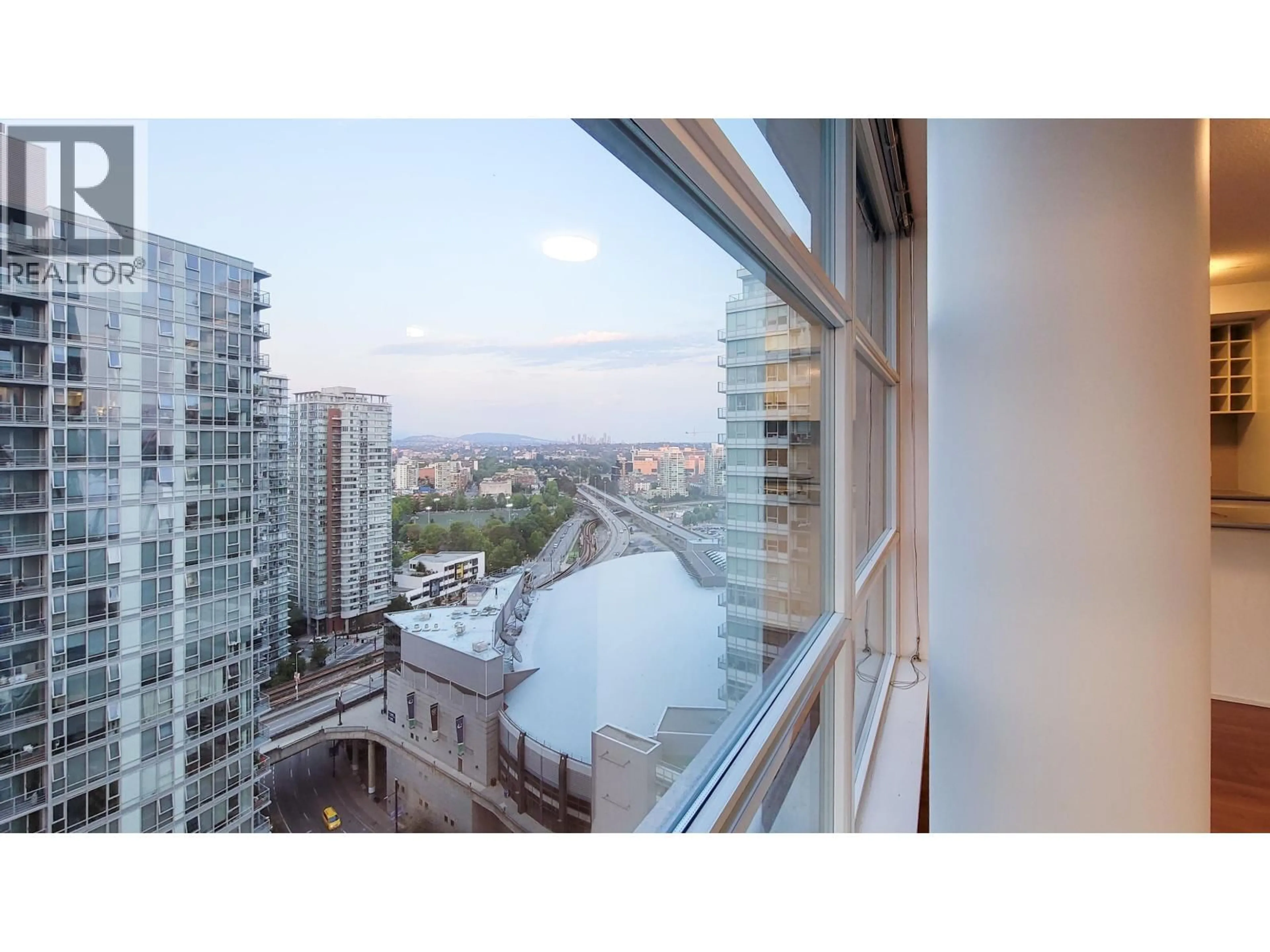 Balcony in the apartment, city buildings view from balcony for 2506 - 111 GEORGIA STREET, Vancouver British Columbia V6B1T8