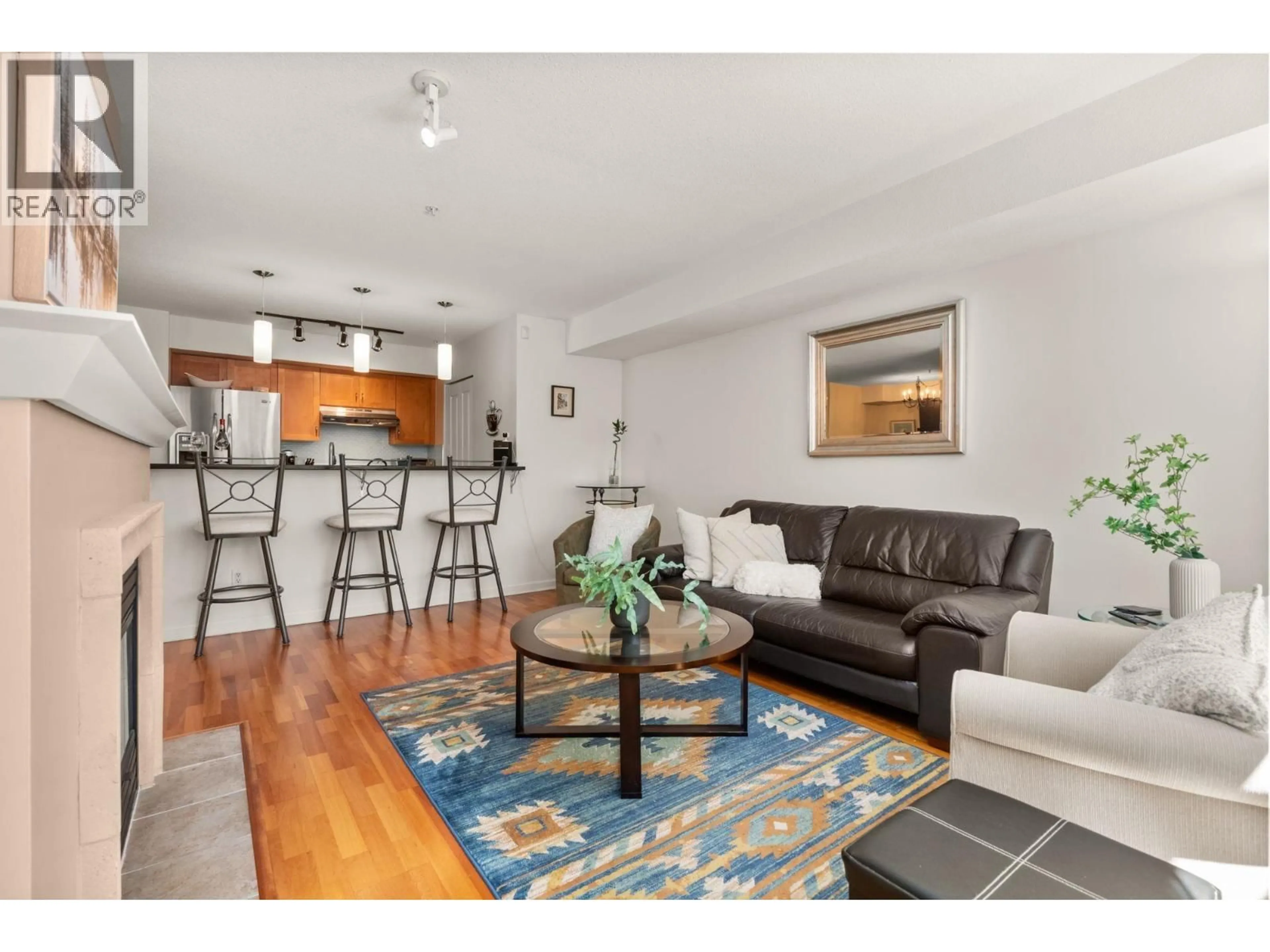 Living room with furniture, wood/laminate floor for 308 - 2161 12TH AVENUE, Vancouver British Columbia V6K4S7