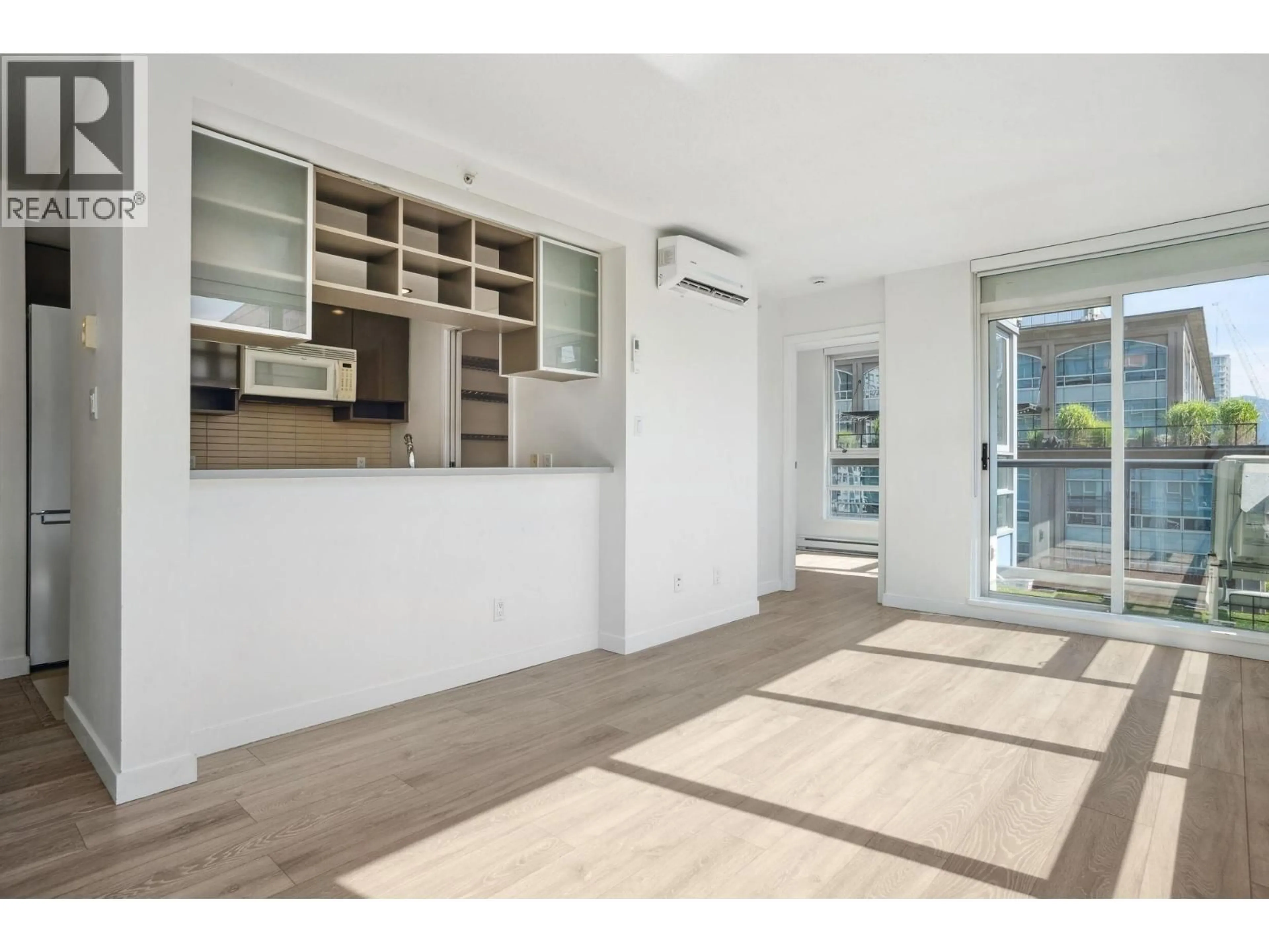 Open concept kitchen, unknown for 1205 - 928 BEATTY STREET, Vancouver British Columbia V6Z3G6