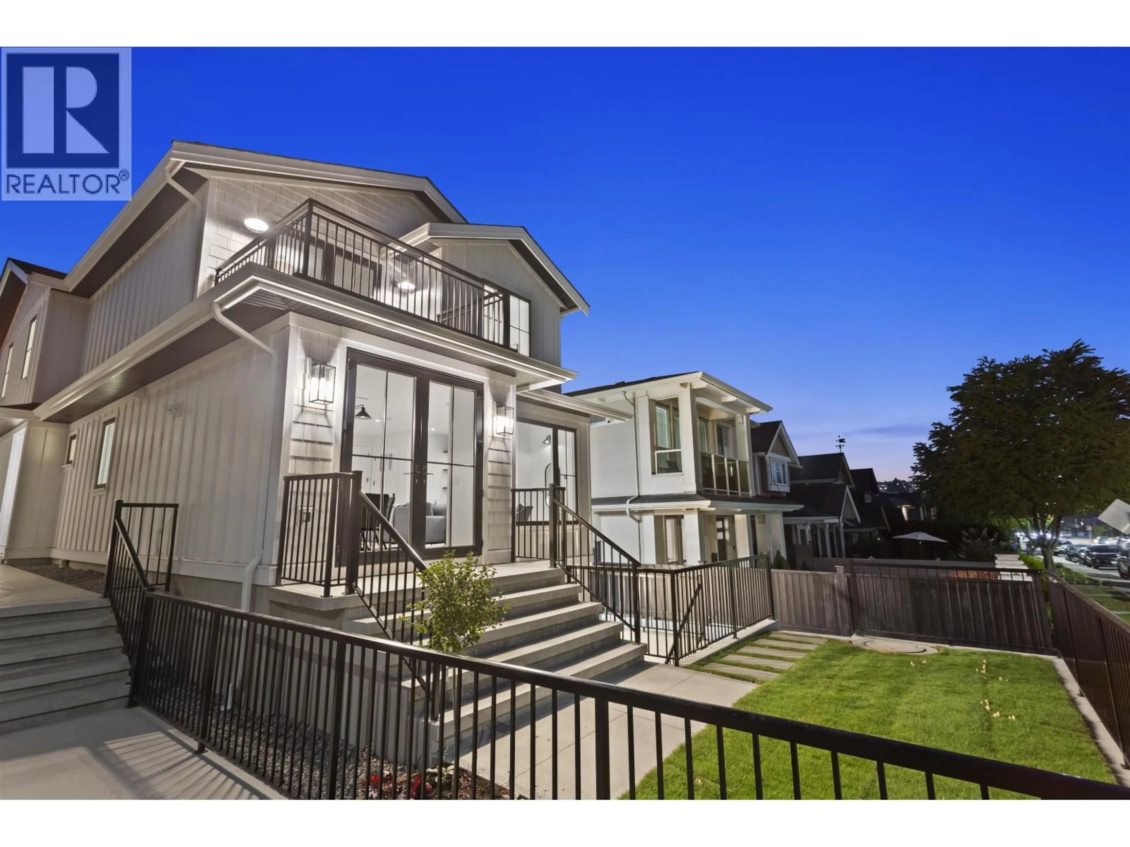 Home with vinyl exterior material, street for 1 - 4315 ALBERT STREET, Burnaby British Columbia V5C2E9
