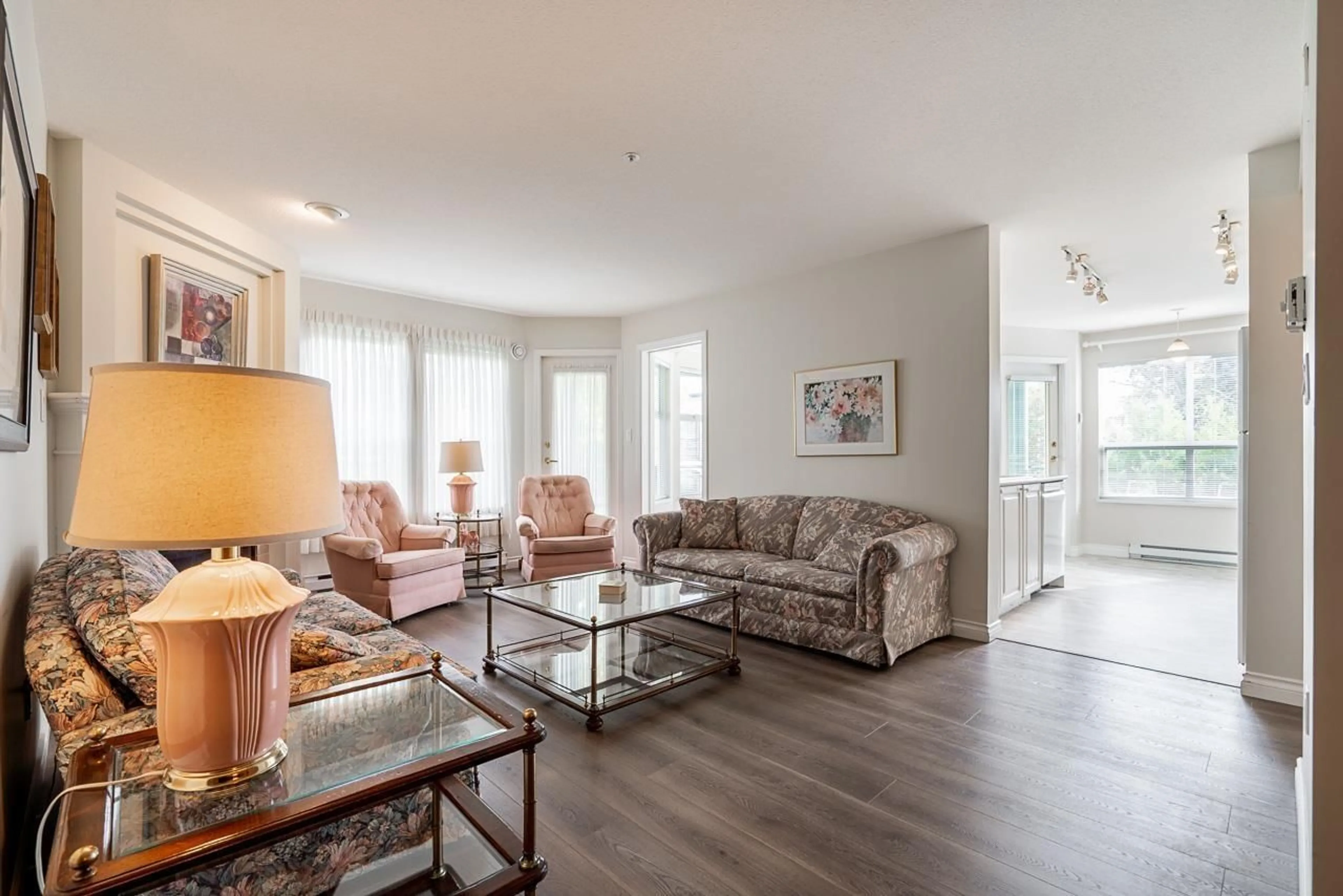 Living room with furniture, unknown for 205 - 1576 MERKLIN, White Rock British Columbia V4B5K2