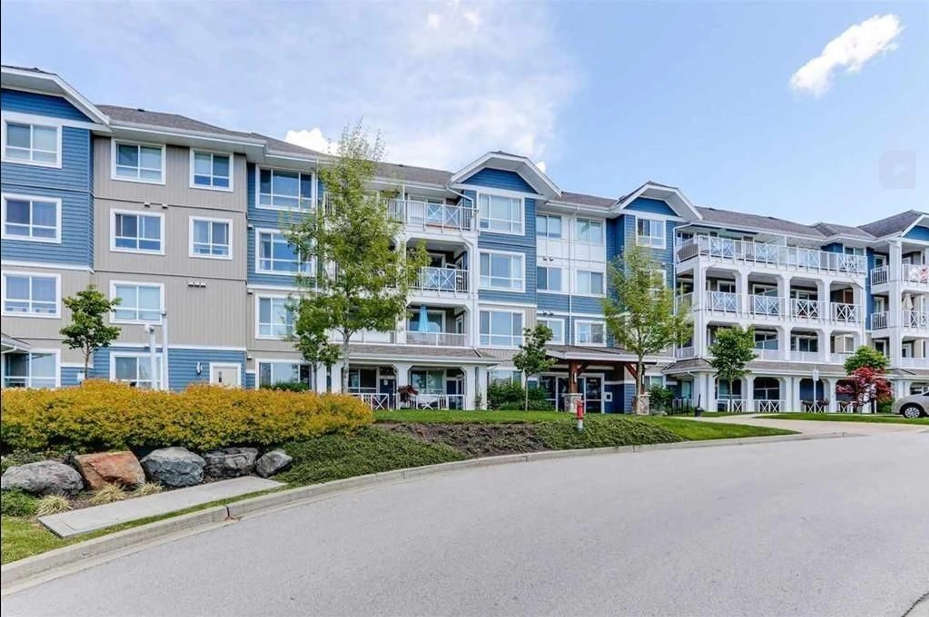 Unknown for 311 - 16396 64, Surrey British Columbia V3S6X6