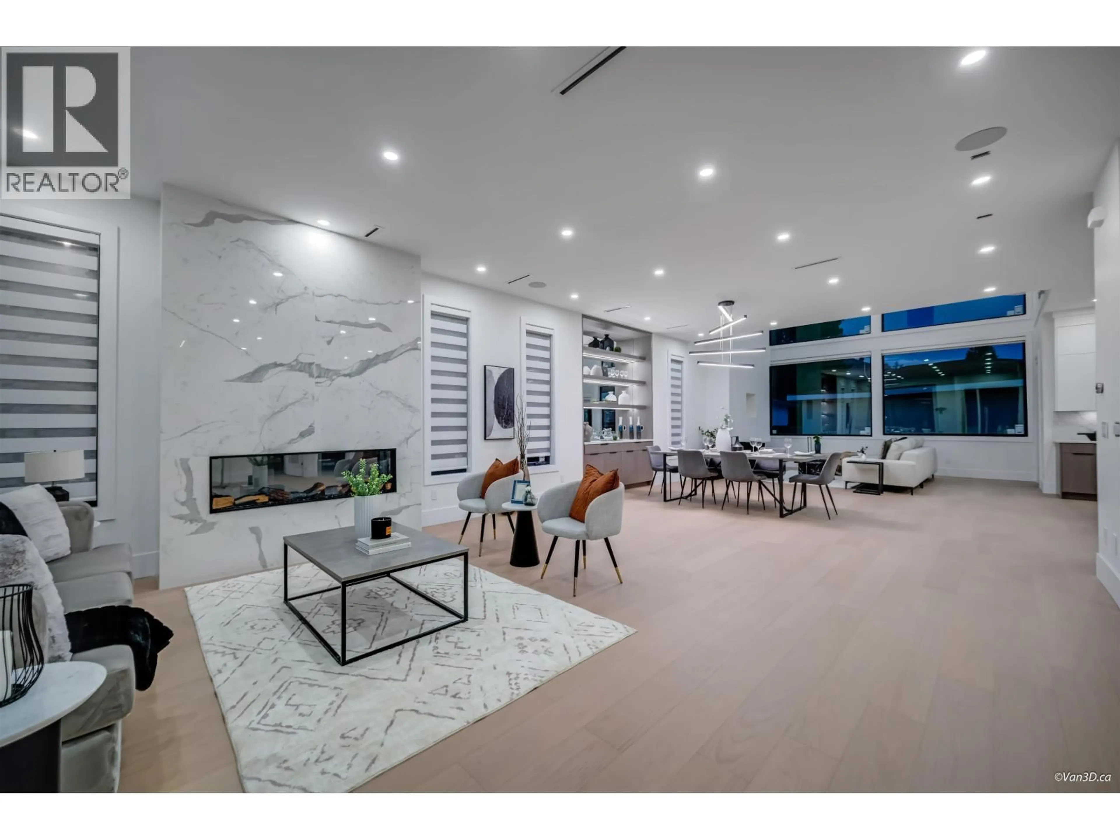 Lobby for 819 CORNELL AVENUE, Coquitlam British Columbia V3J2Z3