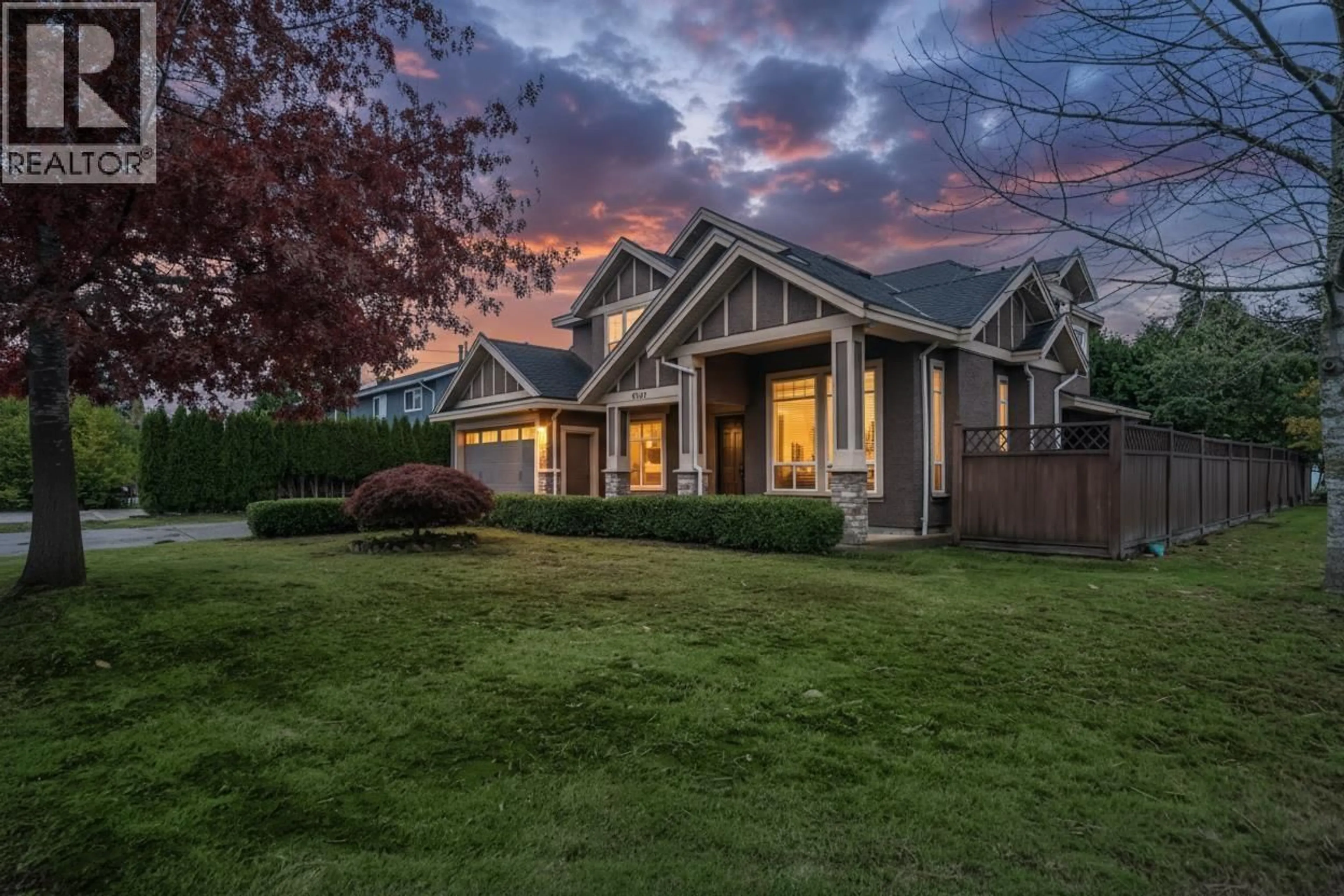 Home with vinyl exterior material, street for 4942 60A STREET, Delta British Columbia V4K3K5