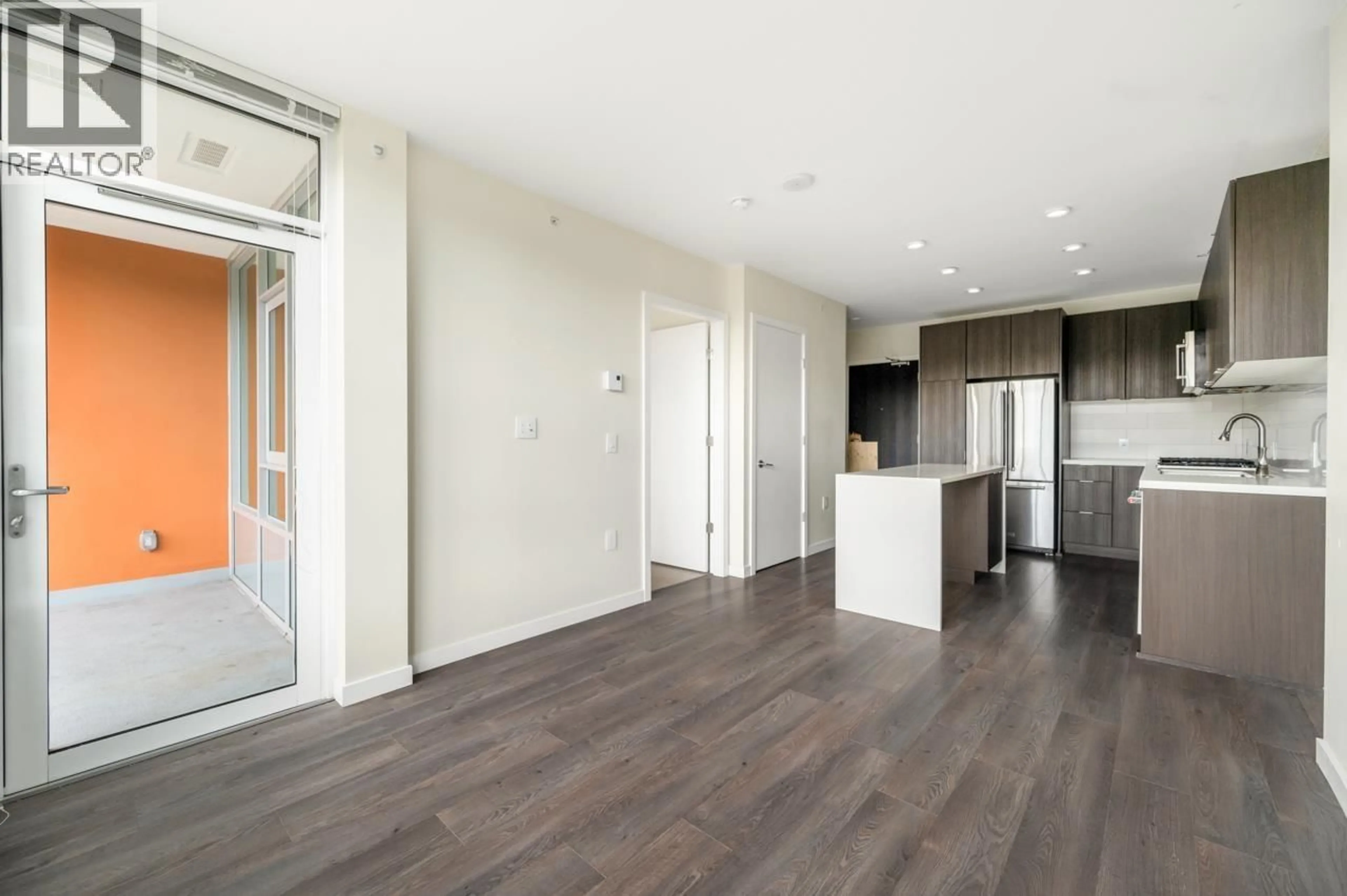 A pic of a room for 705 - 530 WHITING WAY, Coquitlam British Columbia V3J0J4