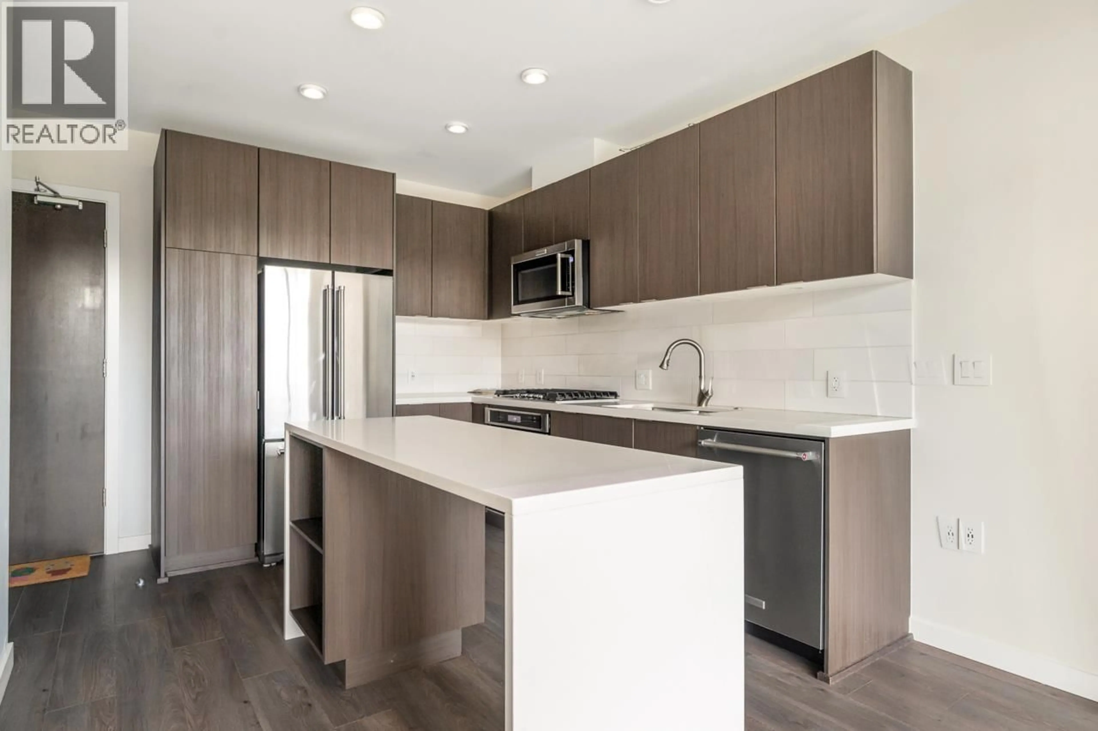 Open concept kitchen, unknown for 705 - 530 WHITING WAY, Coquitlam British Columbia V3J0J4
