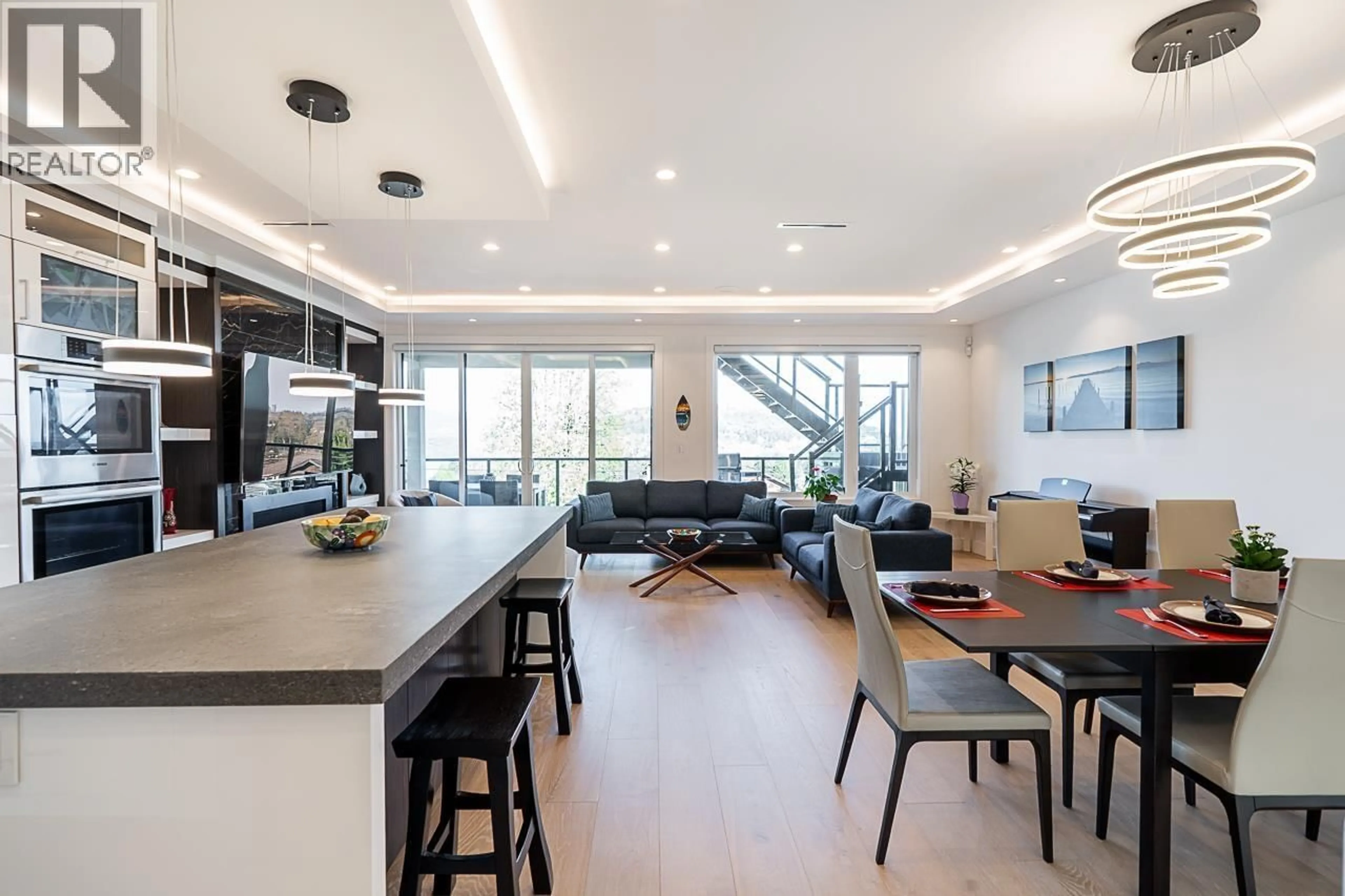 Open concept kitchen, unknown for 26 HOLDOM AVENUE, Burnaby British Columbia V5B3T7