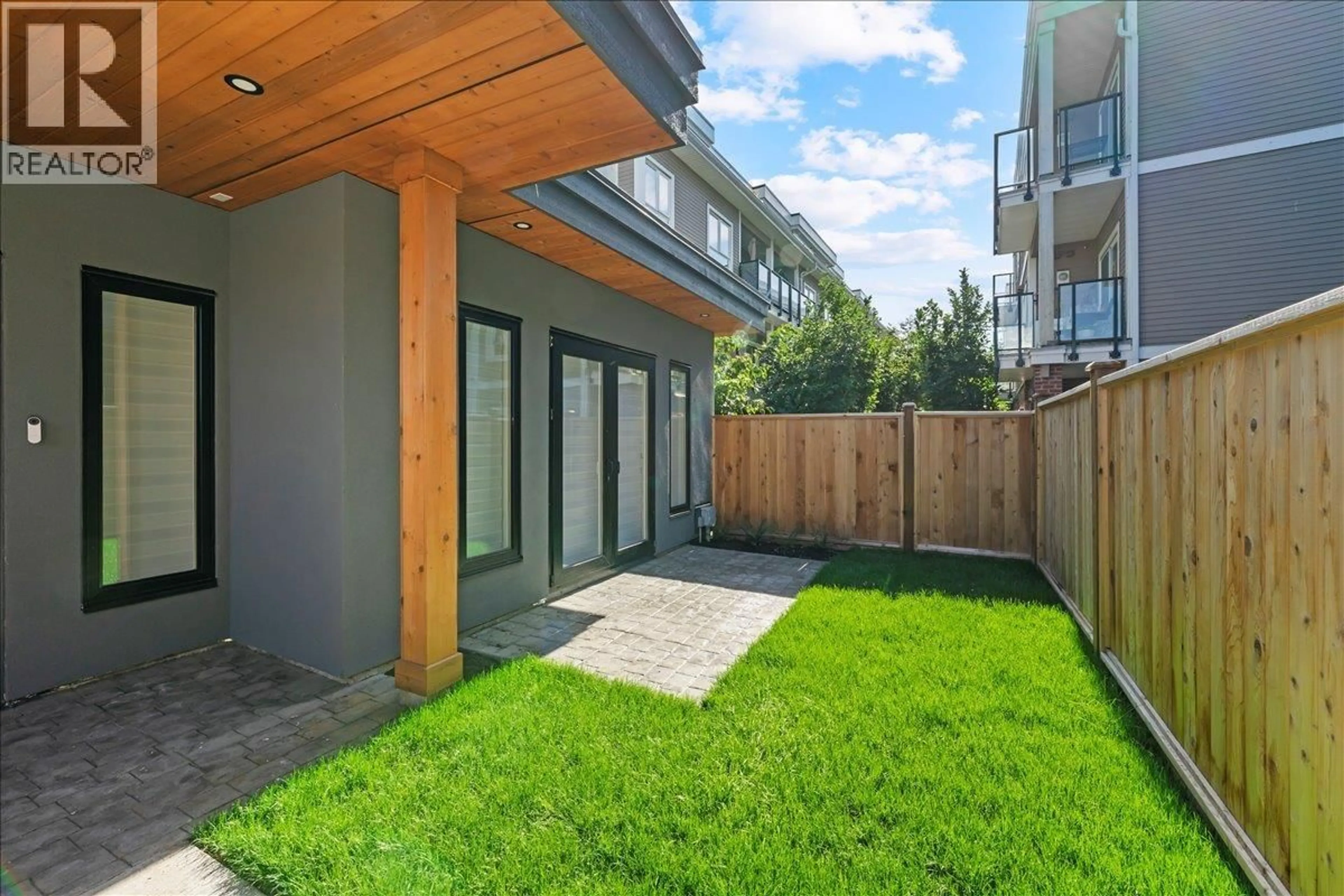 Patio, street for 4852 SLOCAN STREET, Vancouver British Columbia V5R2A3