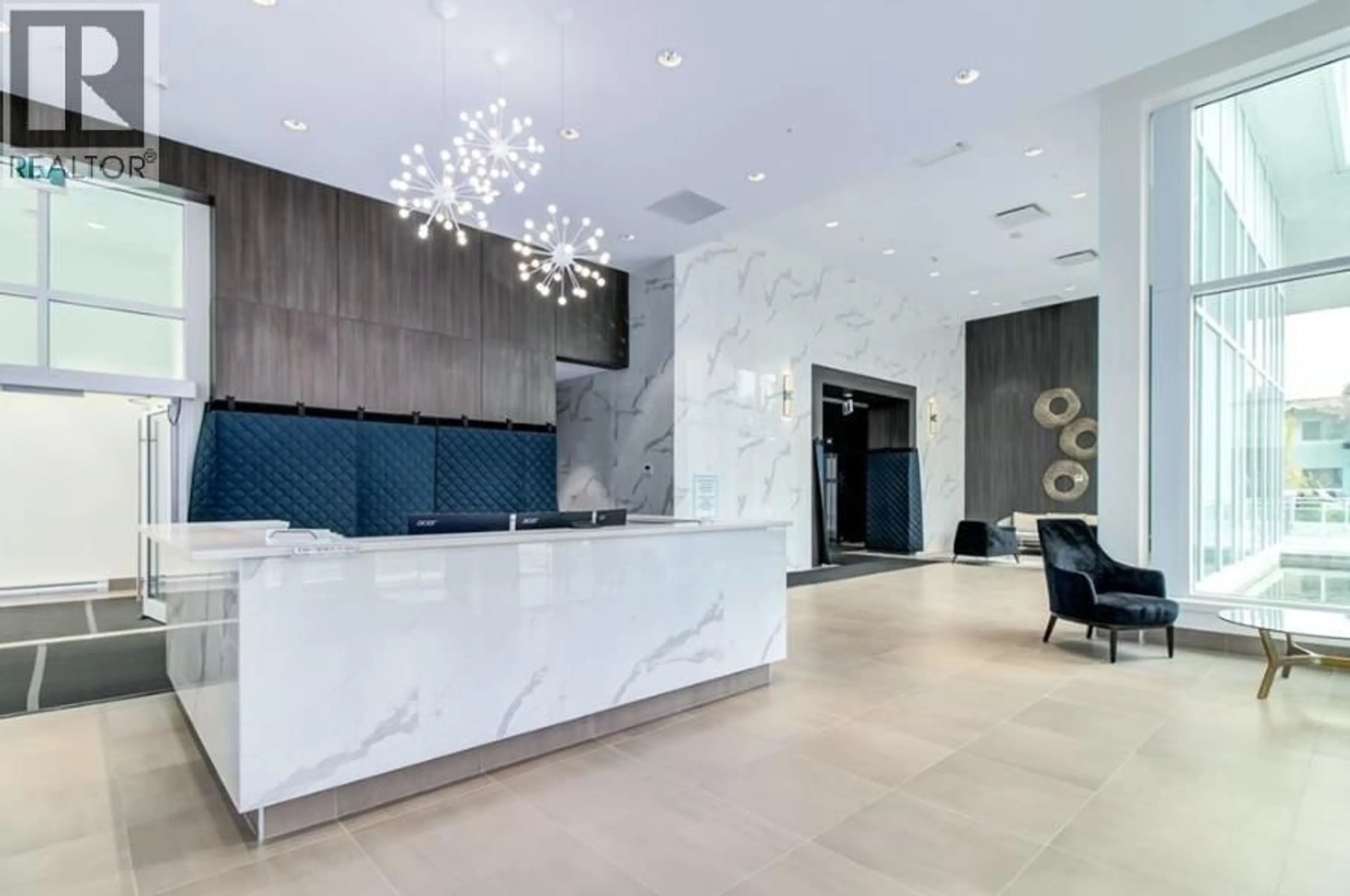 Lobby for 601 - 5051 IMPERIAL STREET, Burnaby British Columbia V5J0J3