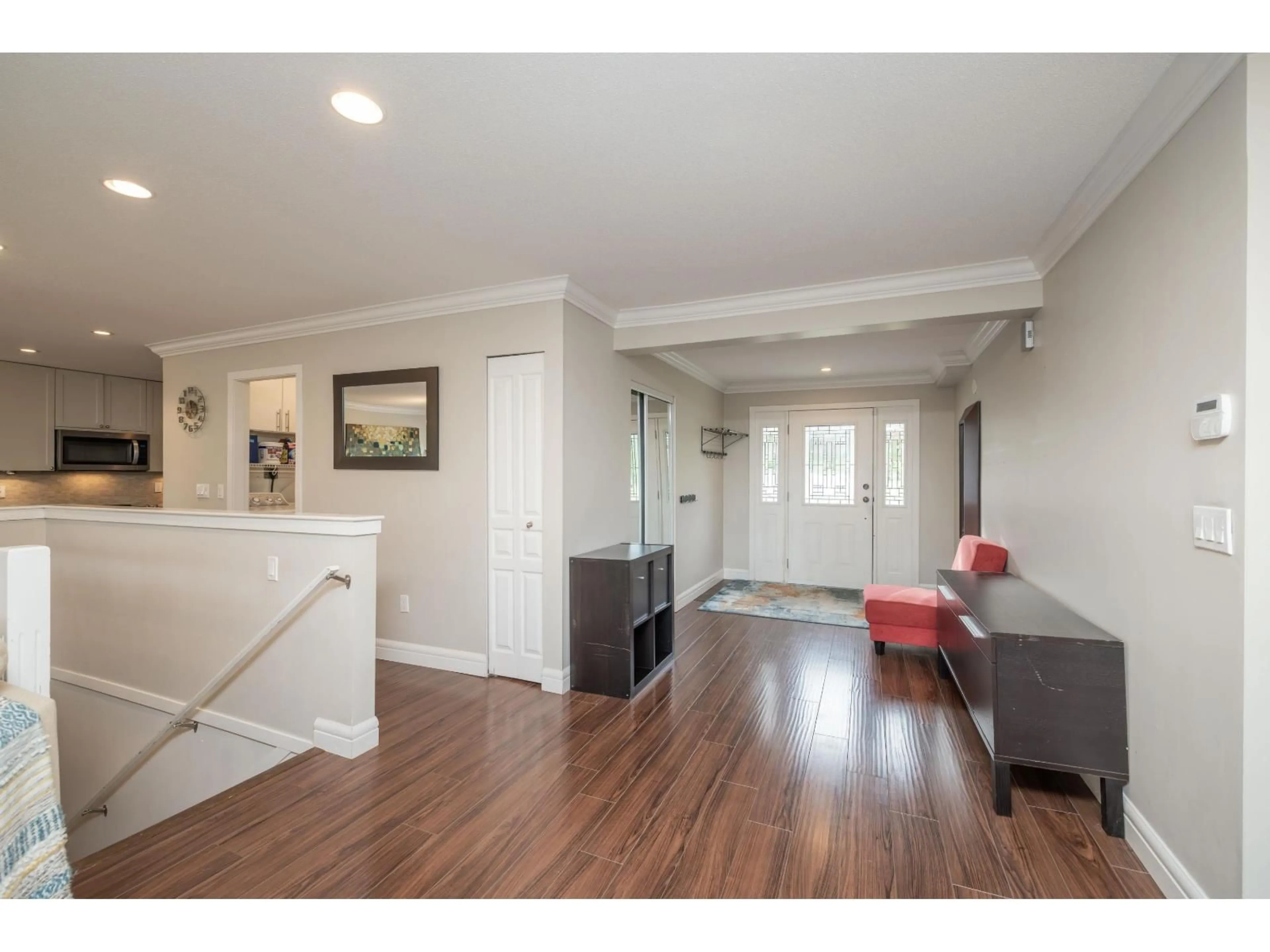 Indoor entryway for 20717 GRADE, Langley British Columbia V3A4K2