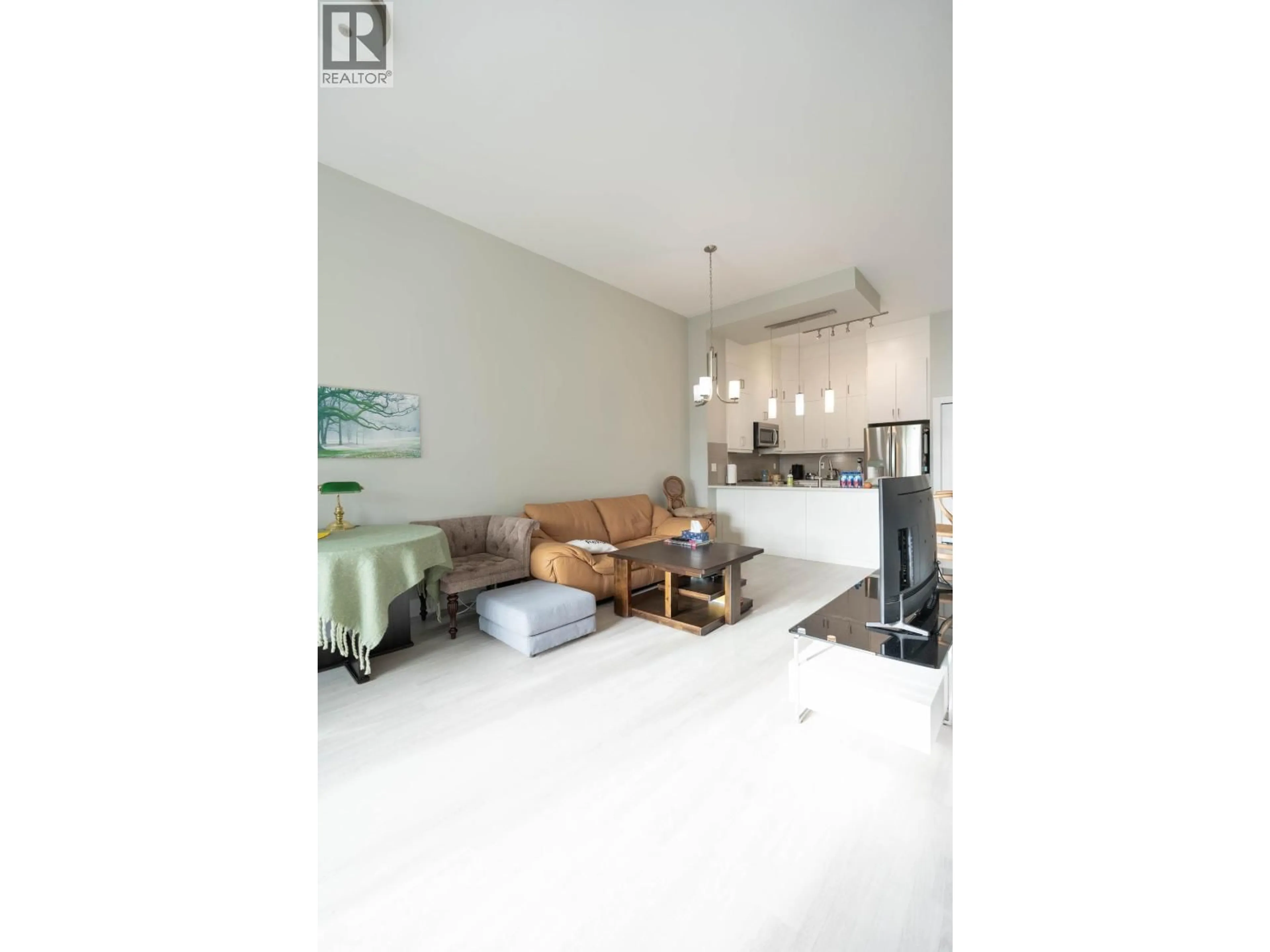 Open concept kitchen, unknown for 114 - 3525 CHANDLER STREET, Coquitlam British Columbia V3E0L9