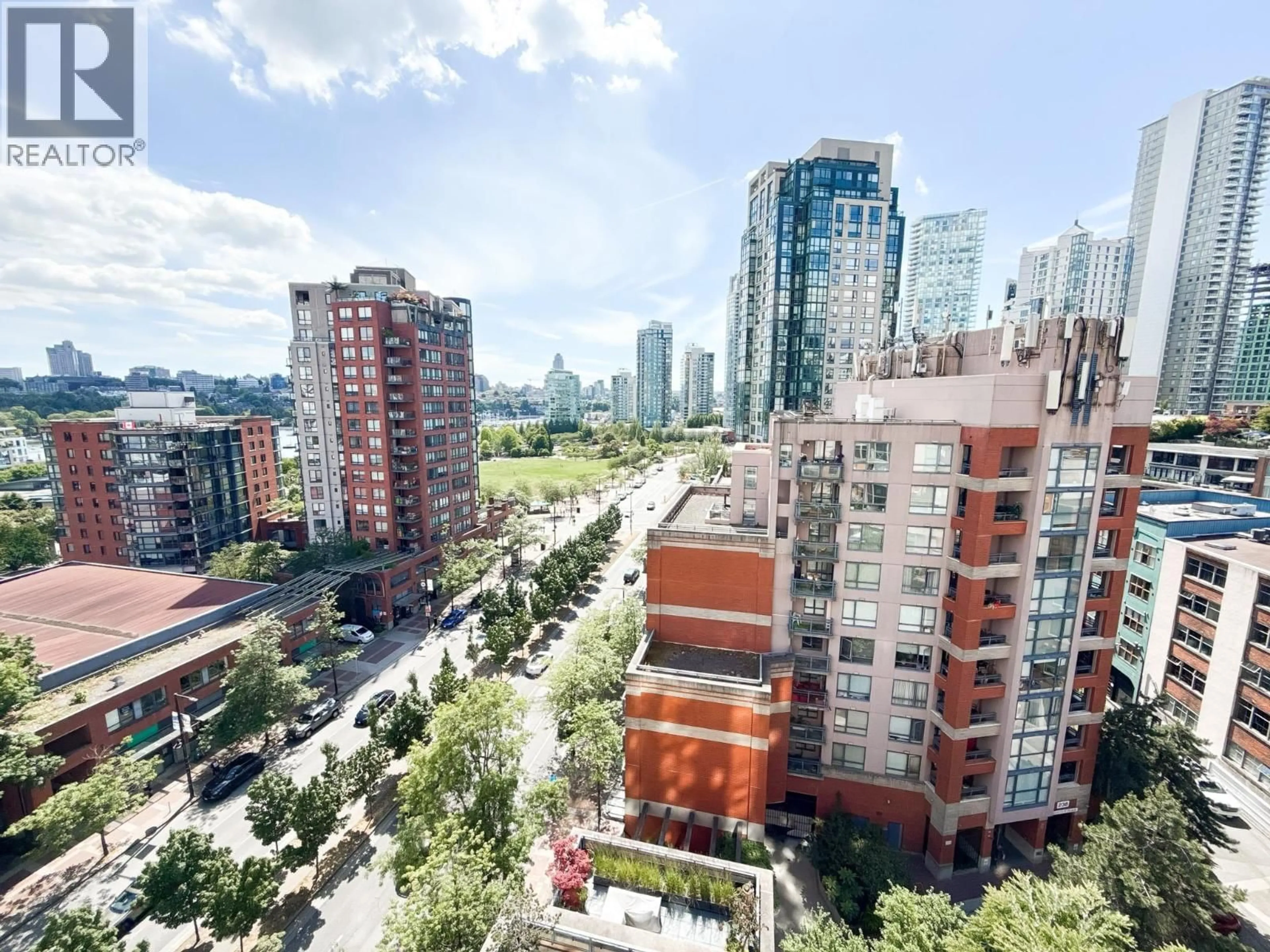 A pic from outside/outdoor area/front of a property/back of a property/a pic from drone, city buildings view from balcony for 1103 - 212 DAVIE STREET, Vancouver British Columbia V6B5Z4