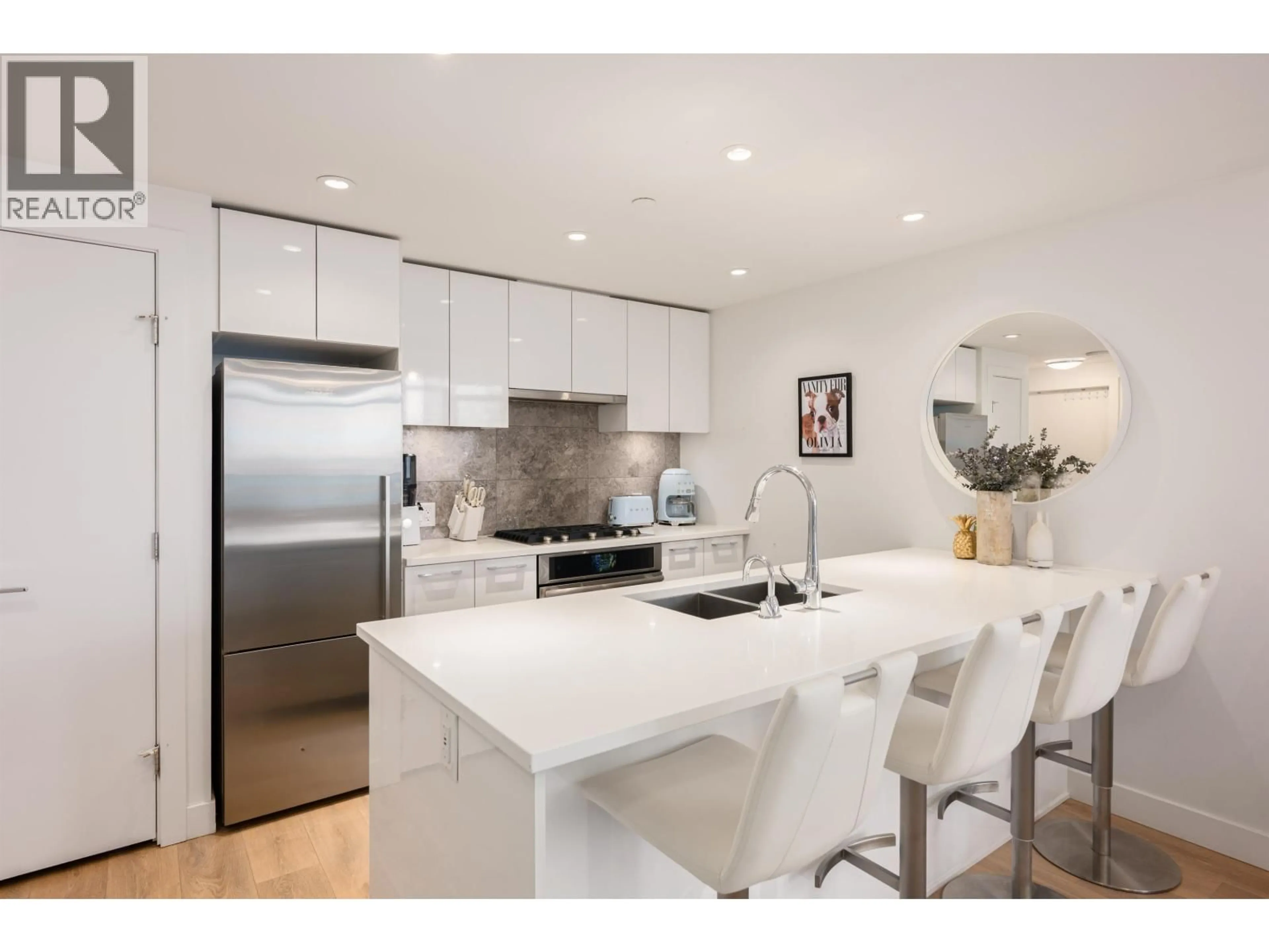 Open concept kitchen, unknown for 906 - 3557 SAWMILL CRESCENT, Vancouver British Columbia V5S0E2