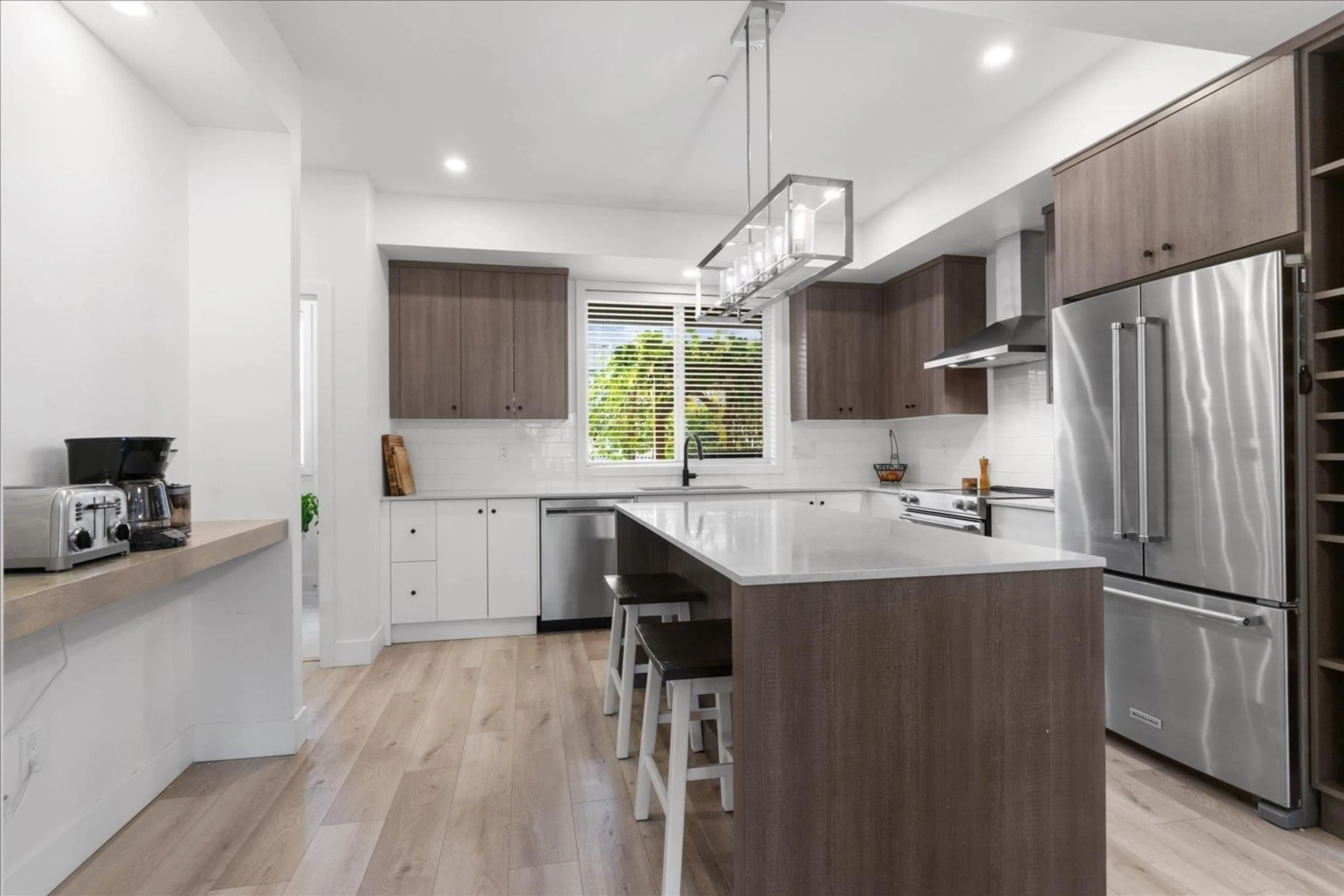 Open concept kitchen, unknown for 140 - 46211 PROMONTORY ROAD, Chilliwack British Columbia V2R6E4