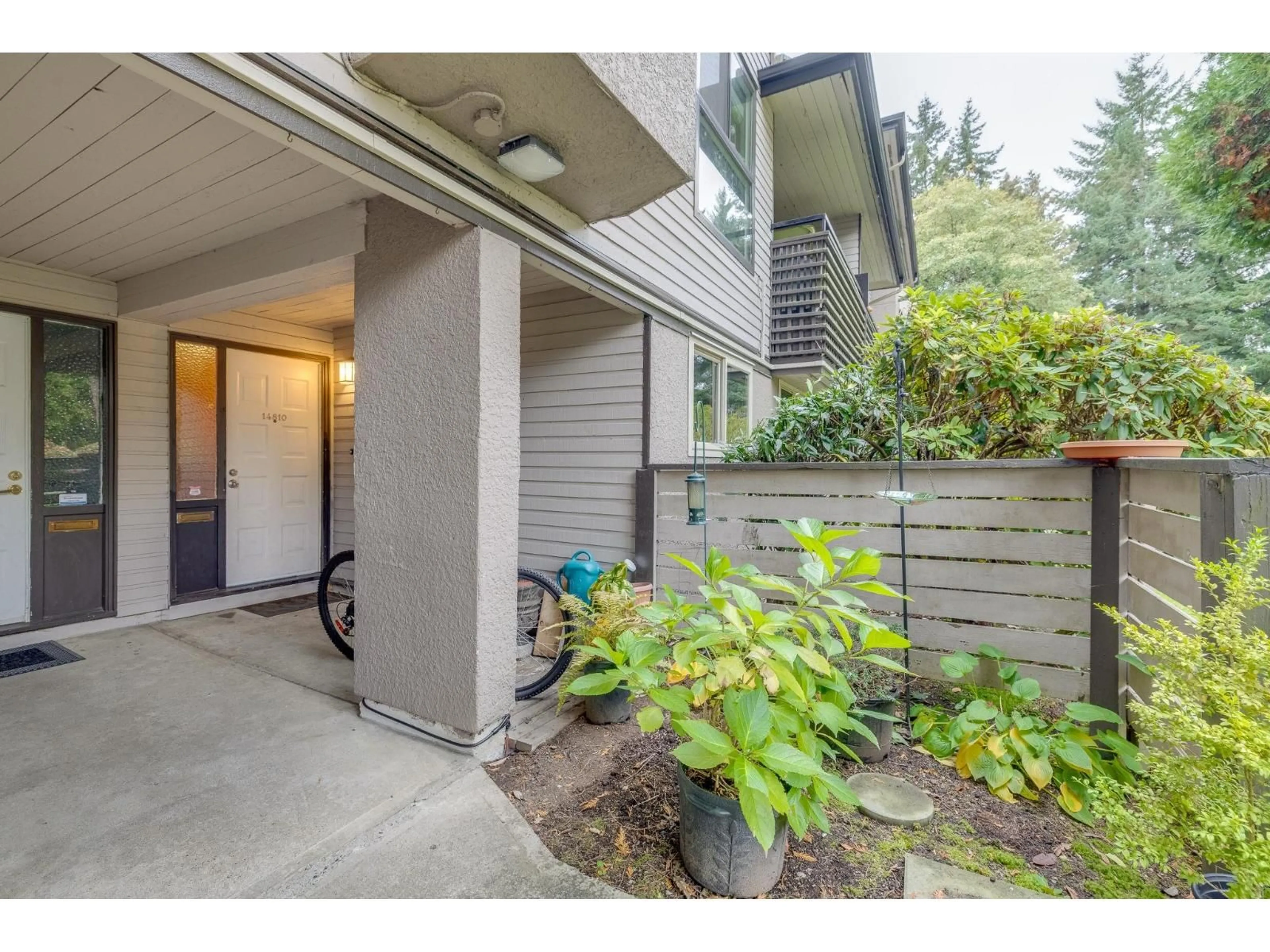 Unknown for 14810 HOLLY PARK, Surrey British Columbia V3R6Y2