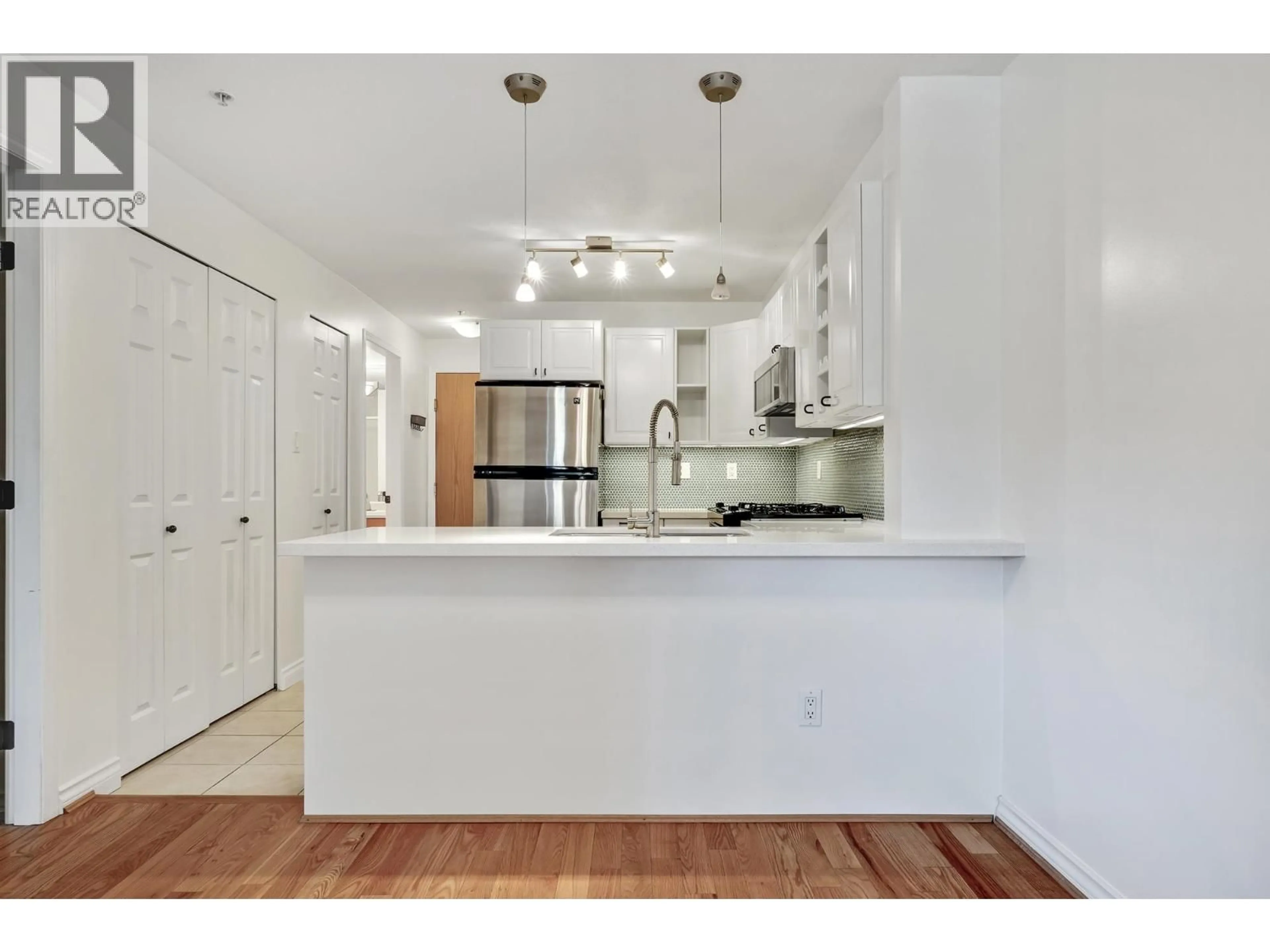 Open concept kitchen, unknown for 302 - 2741 HASTINGS STREET, Vancouver British Columbia V5K1Z8