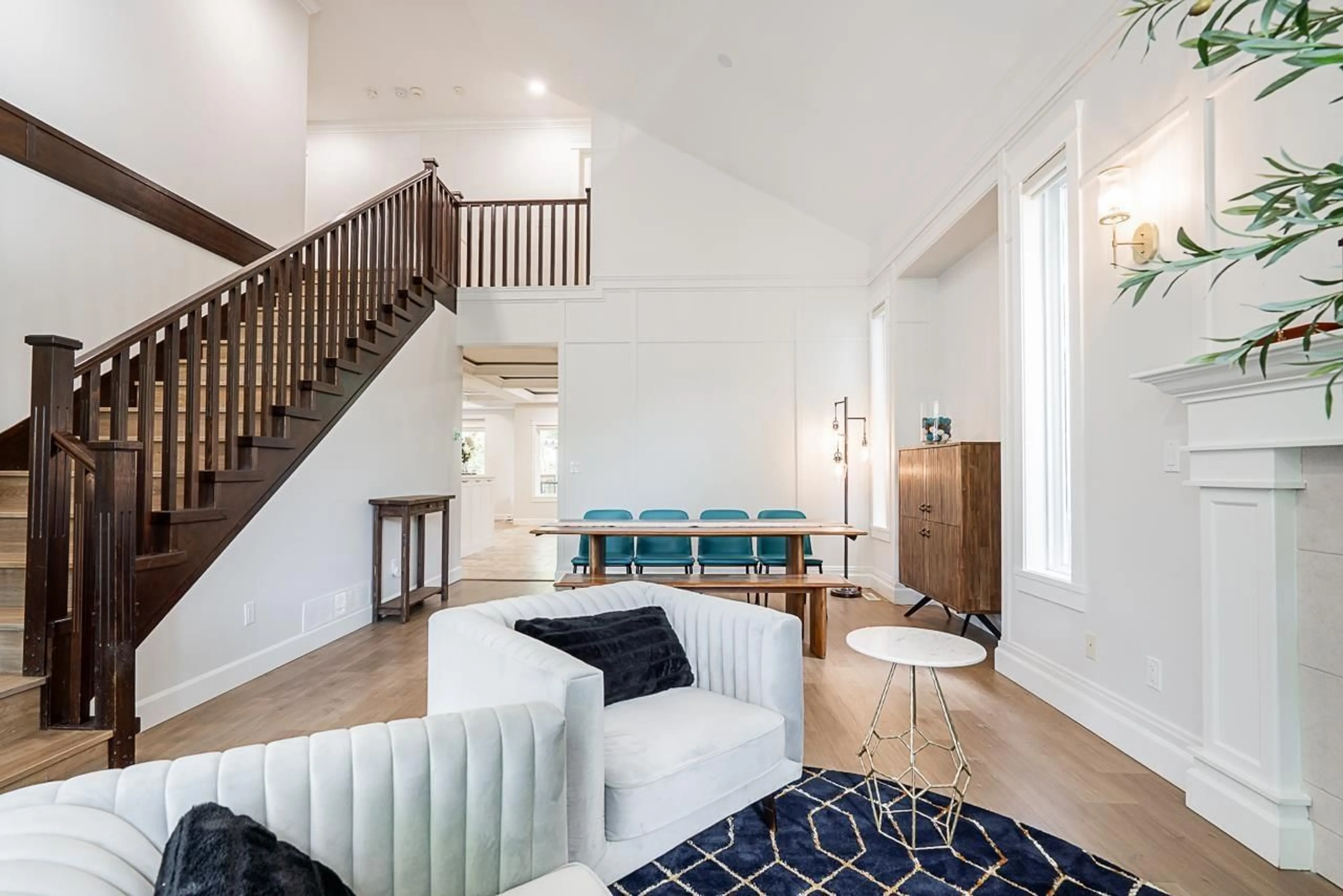 Indoor foyer for 8188 211, Langley British Columbia V2Y0E4