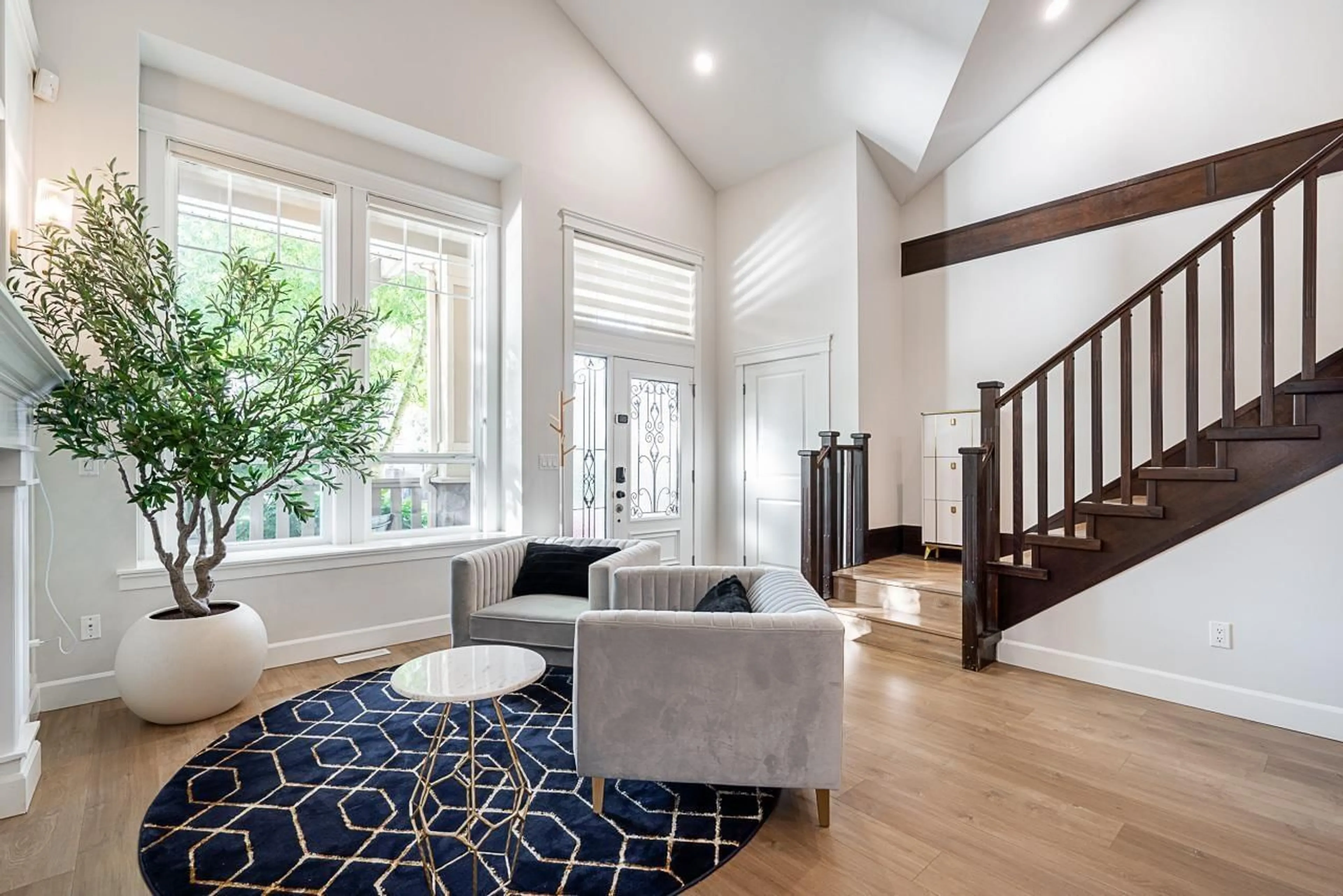 Indoor entryway for 8188 211, Langley British Columbia V2Y0E4
