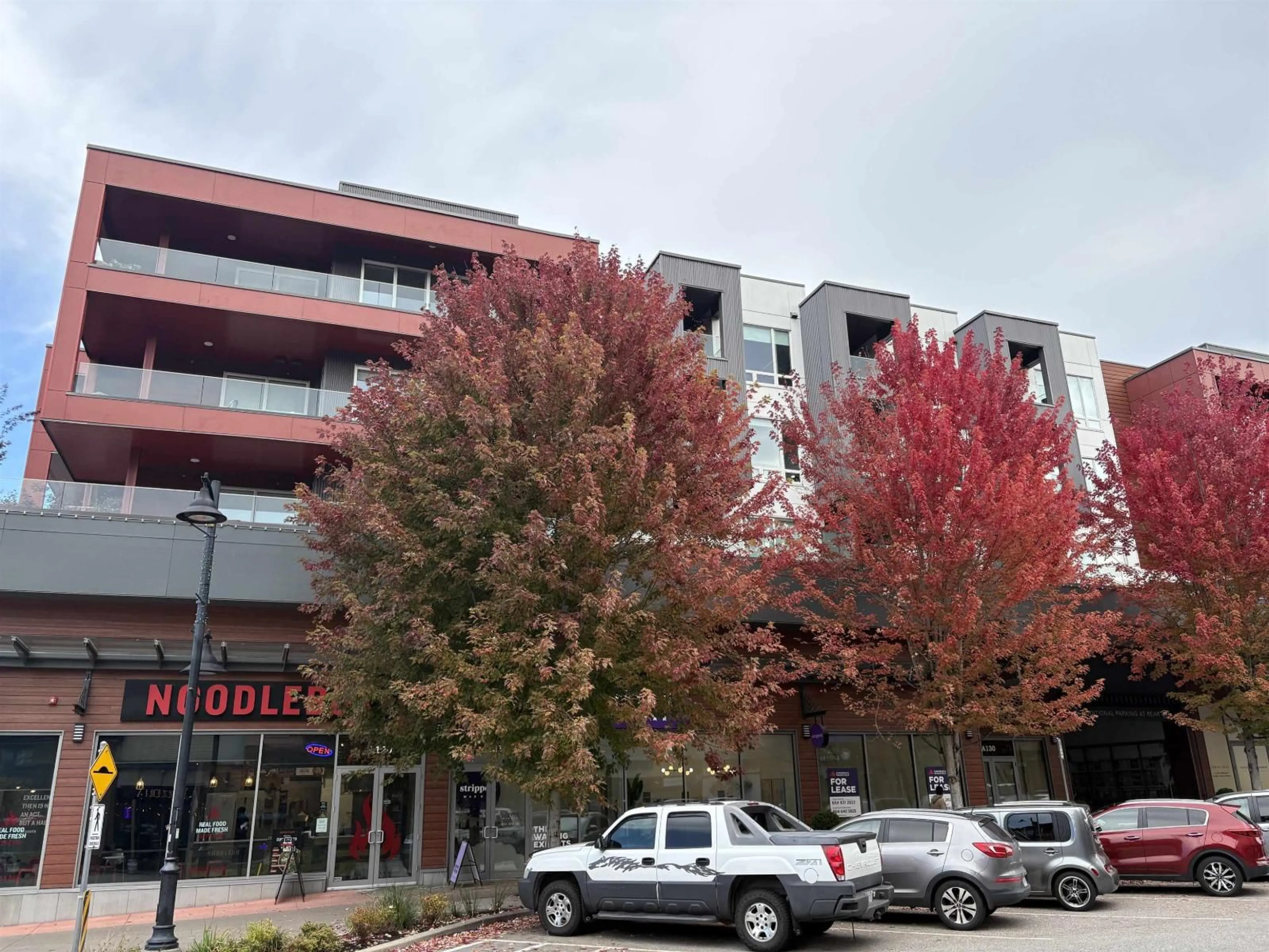 Unknown for A417 - 20727 WILLOUGHBY TOWN CENTRE, Langdale British Columbia V2Y3N1