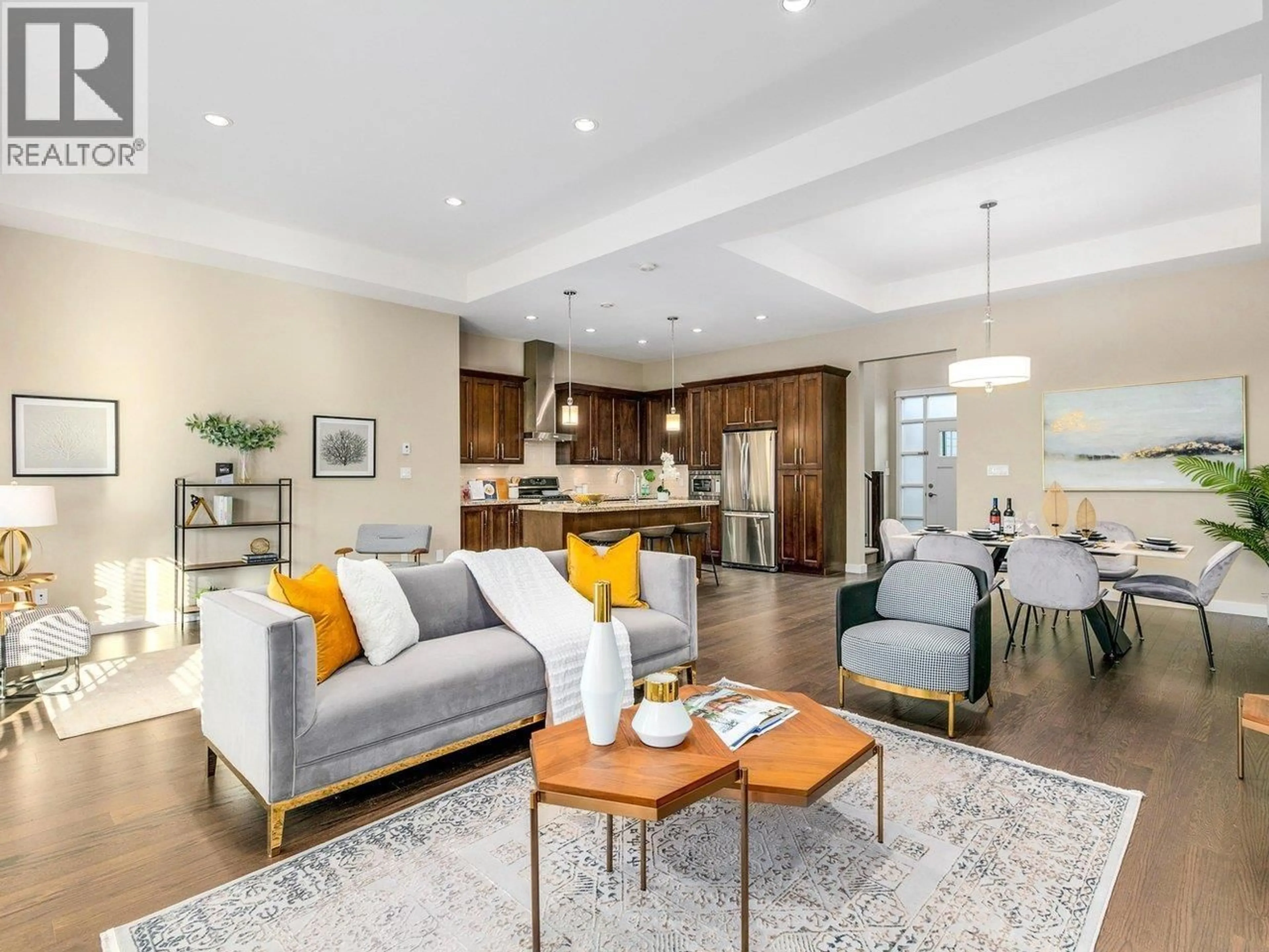 Living room with furniture, unknown for 1585 PINE SPRINGS LANE, Delta British Columbia V4M0A7
