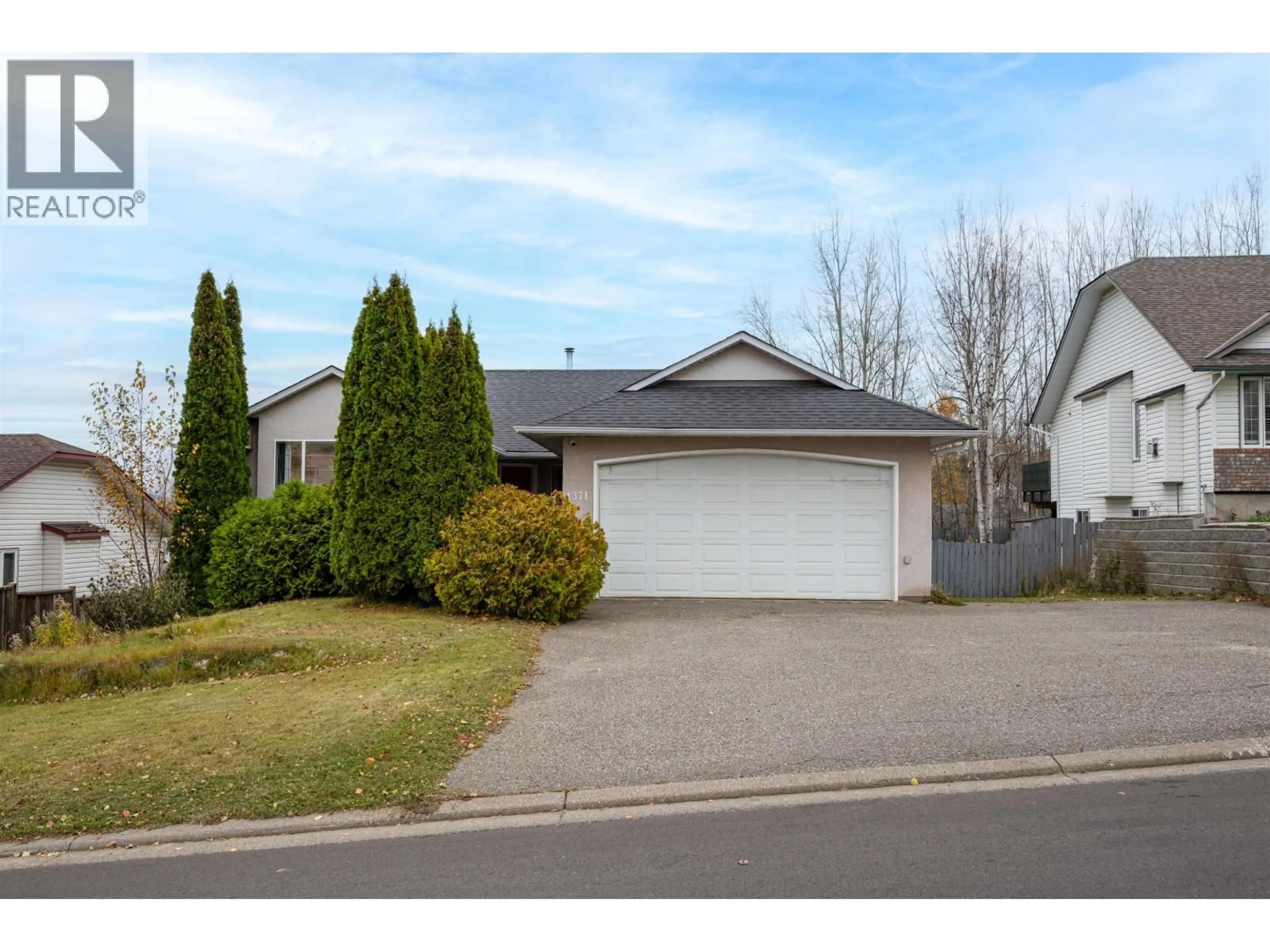 Home with vinyl exterior material, street for 4371 FOSTER ROAD, Prince George British Columbia V2N5H9