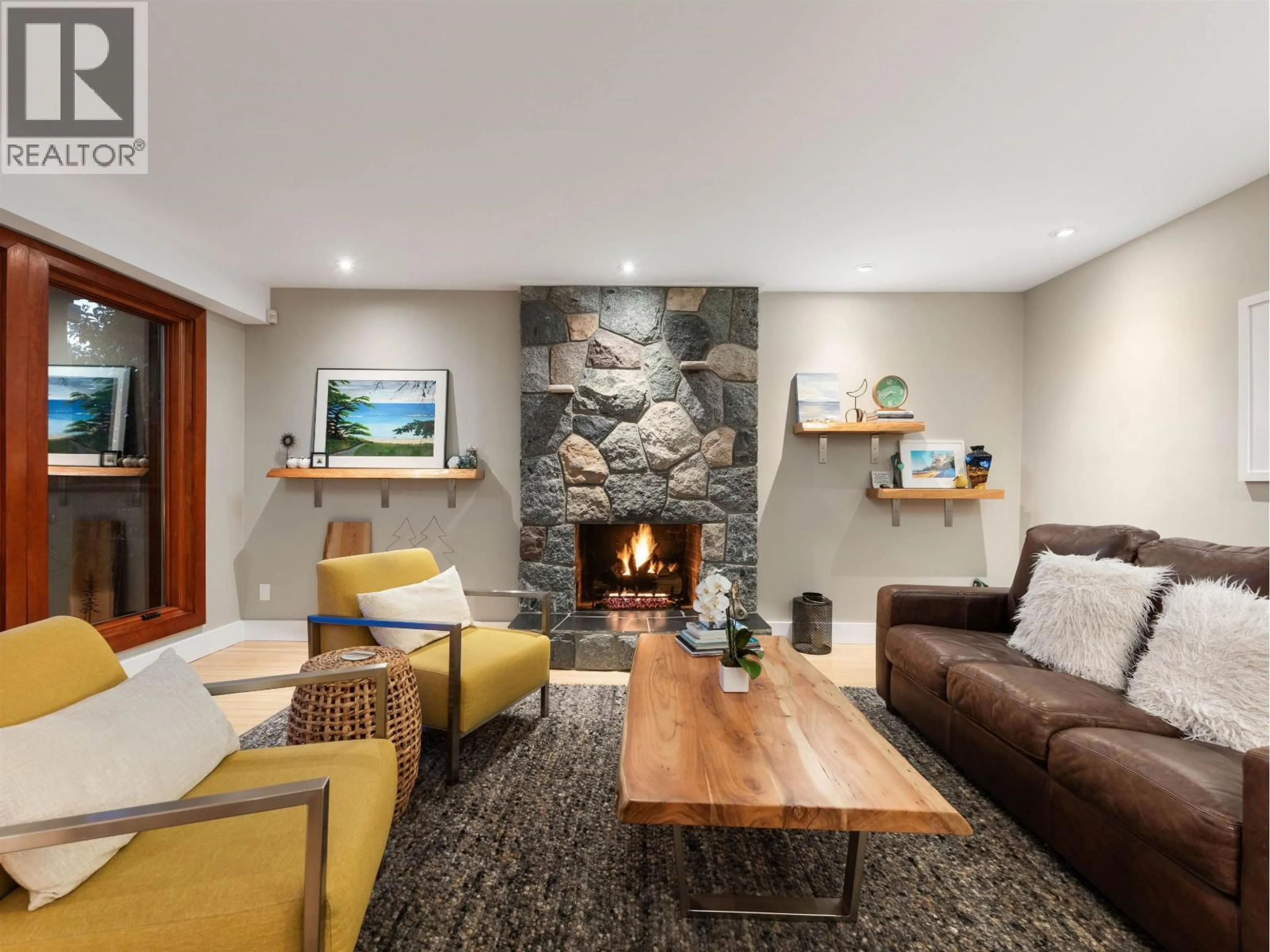 Living room with furniture, unknown for 1144 KEITH ROAD, North Vancouver British Columbia V7P1Y7