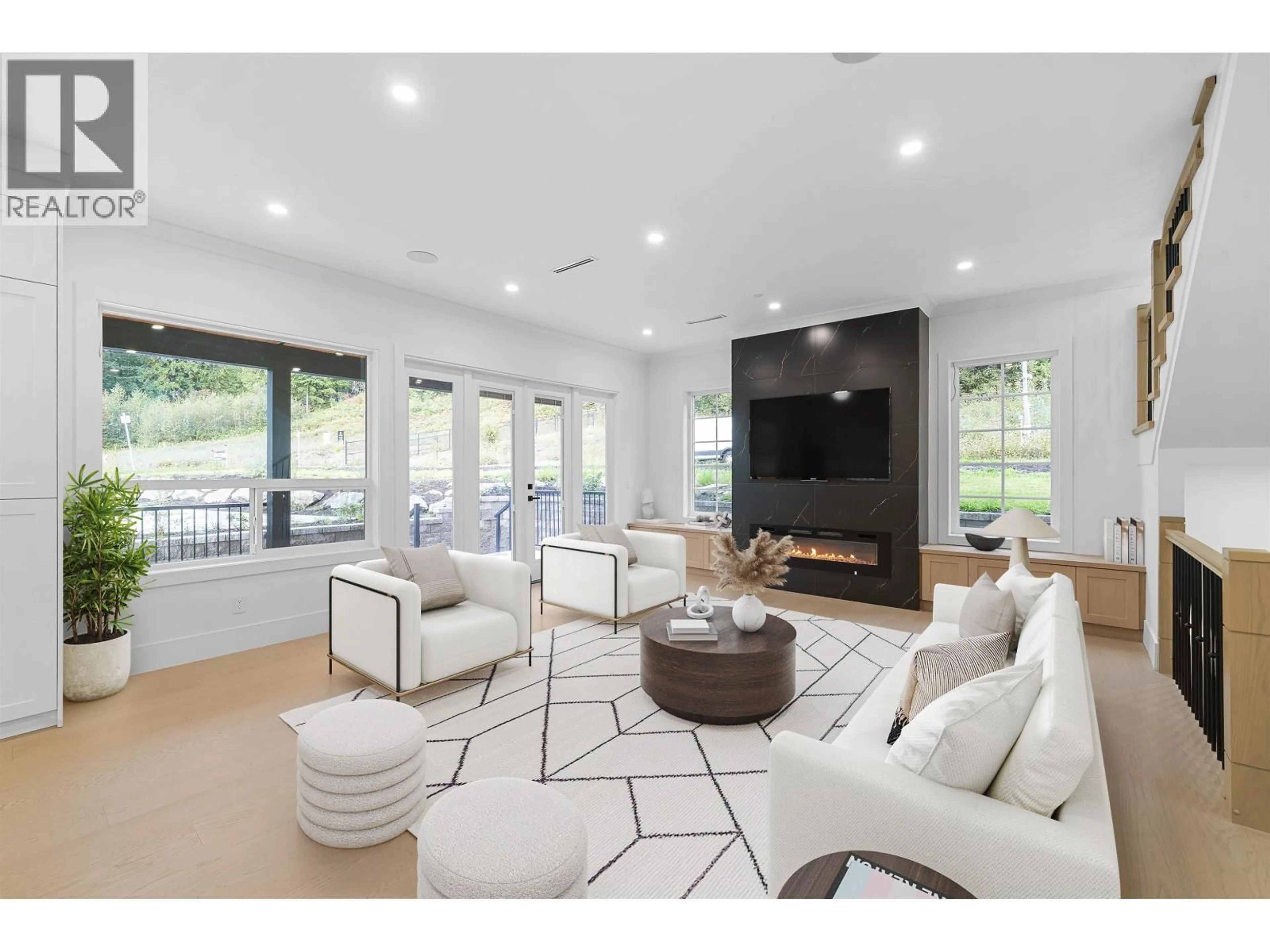 Living room with furniture, unknown for 2951 EAGLECREST DRIVE, Port Moody British Columbia V3H0J4
