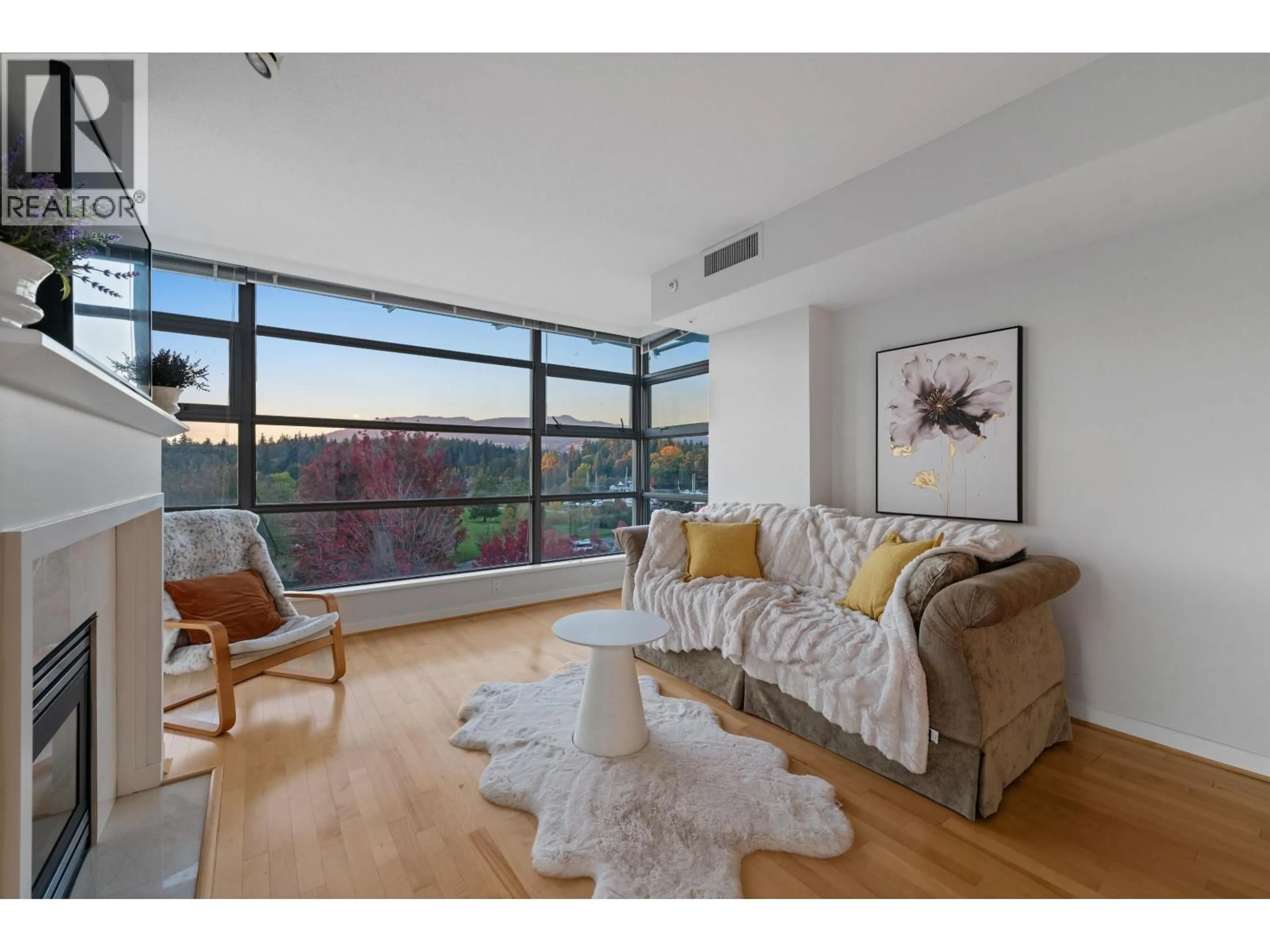 Living room with furniture, wood/laminate floor for 504 - 1790 BAYSHORE DRIVE, Vancouver British Columbia V6G3G5
