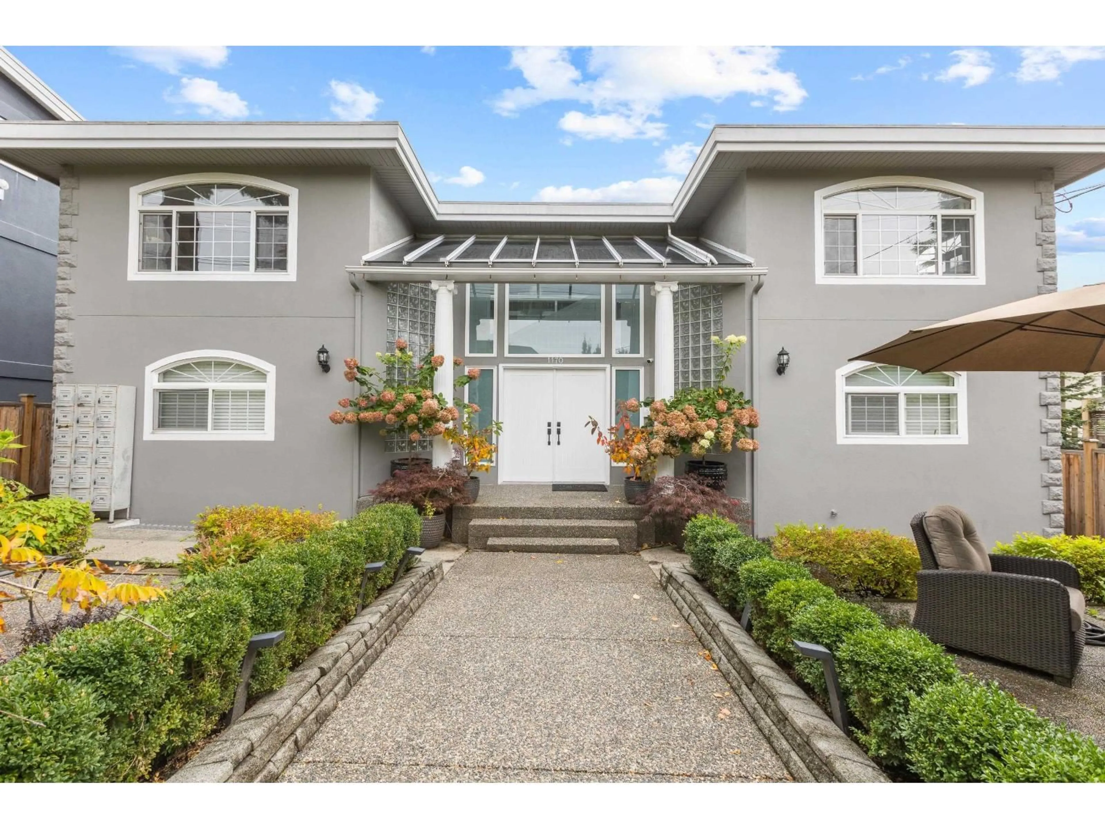 Unknown for 1170 DOLPHIN, White Rock British Columbia V4B4G8