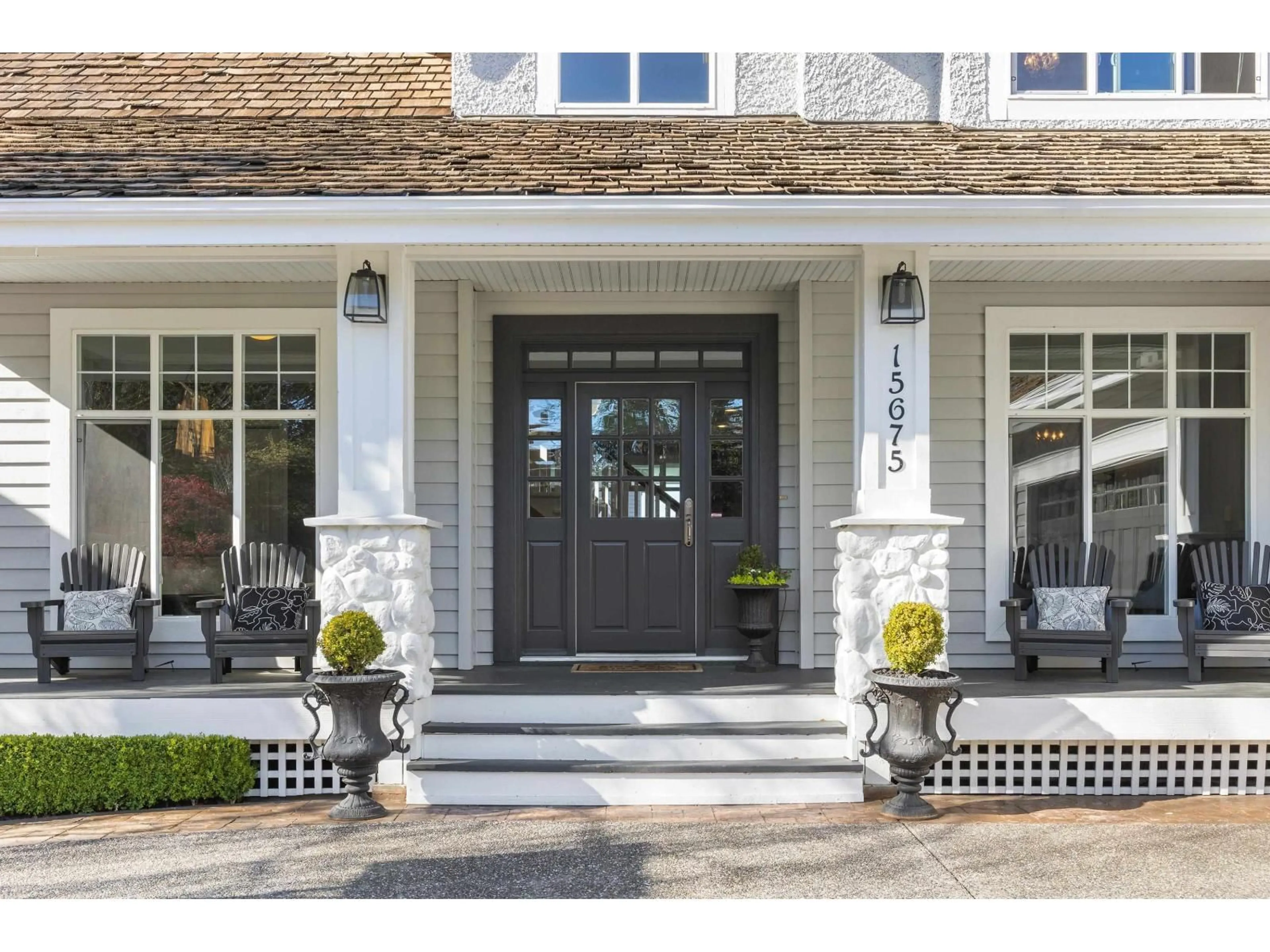 Indoor entryway for 15675 36, Surrey British Columbia V3S0K3