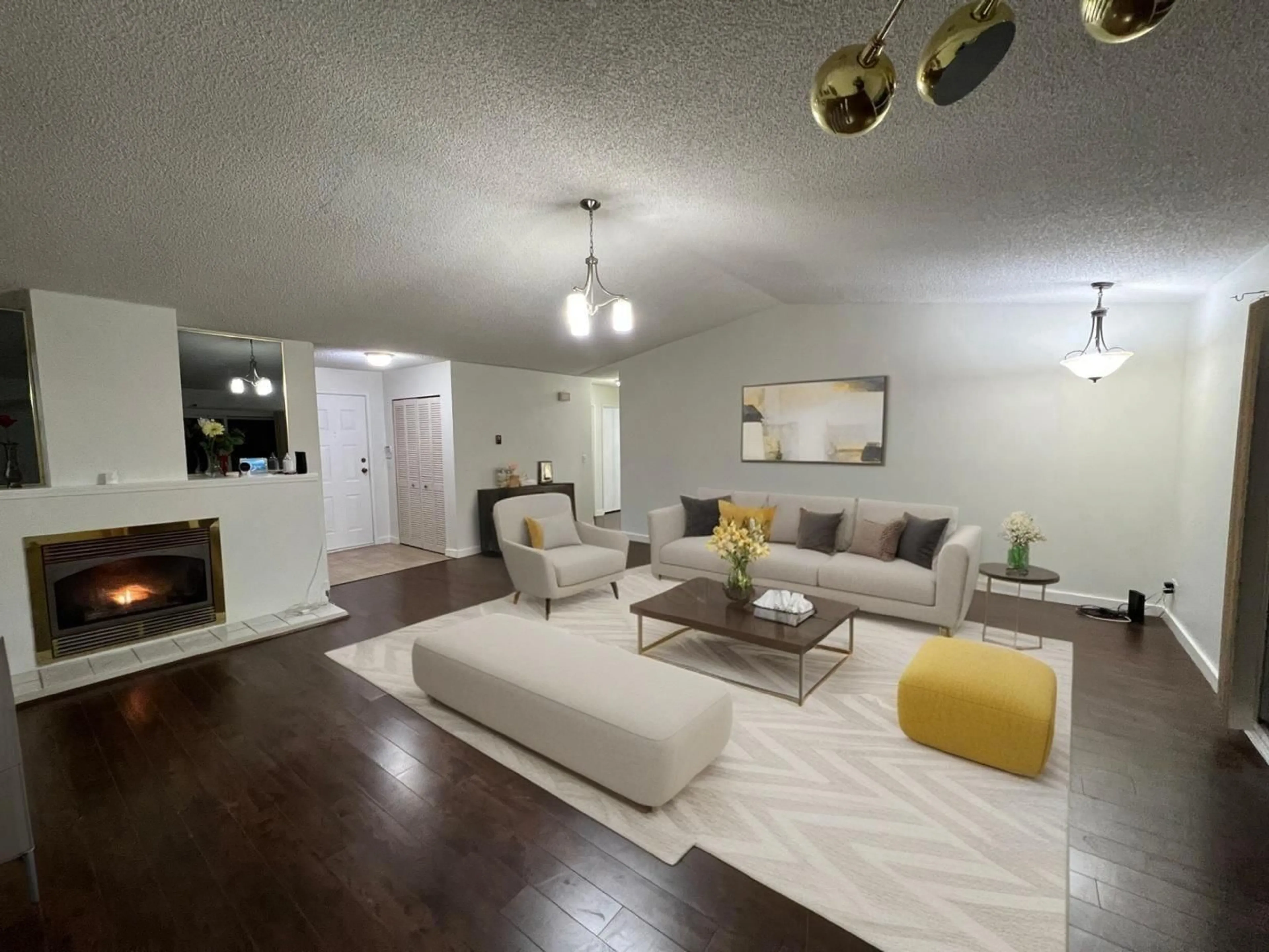 Living room with furniture, unknown for 8846 QUEEN MARY, Surrey British Columbia V3V6X2